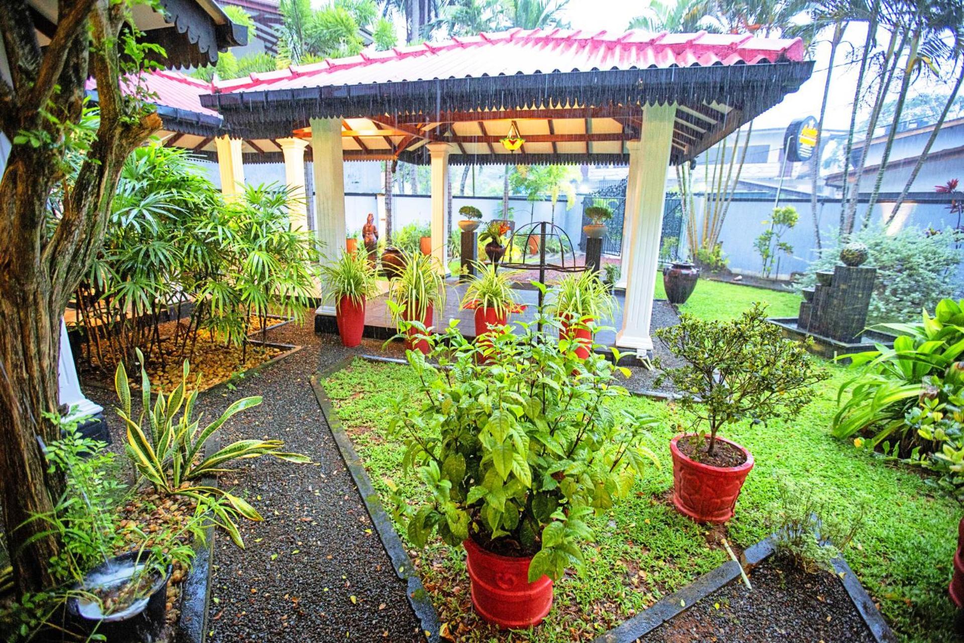 Double Room Garden View
