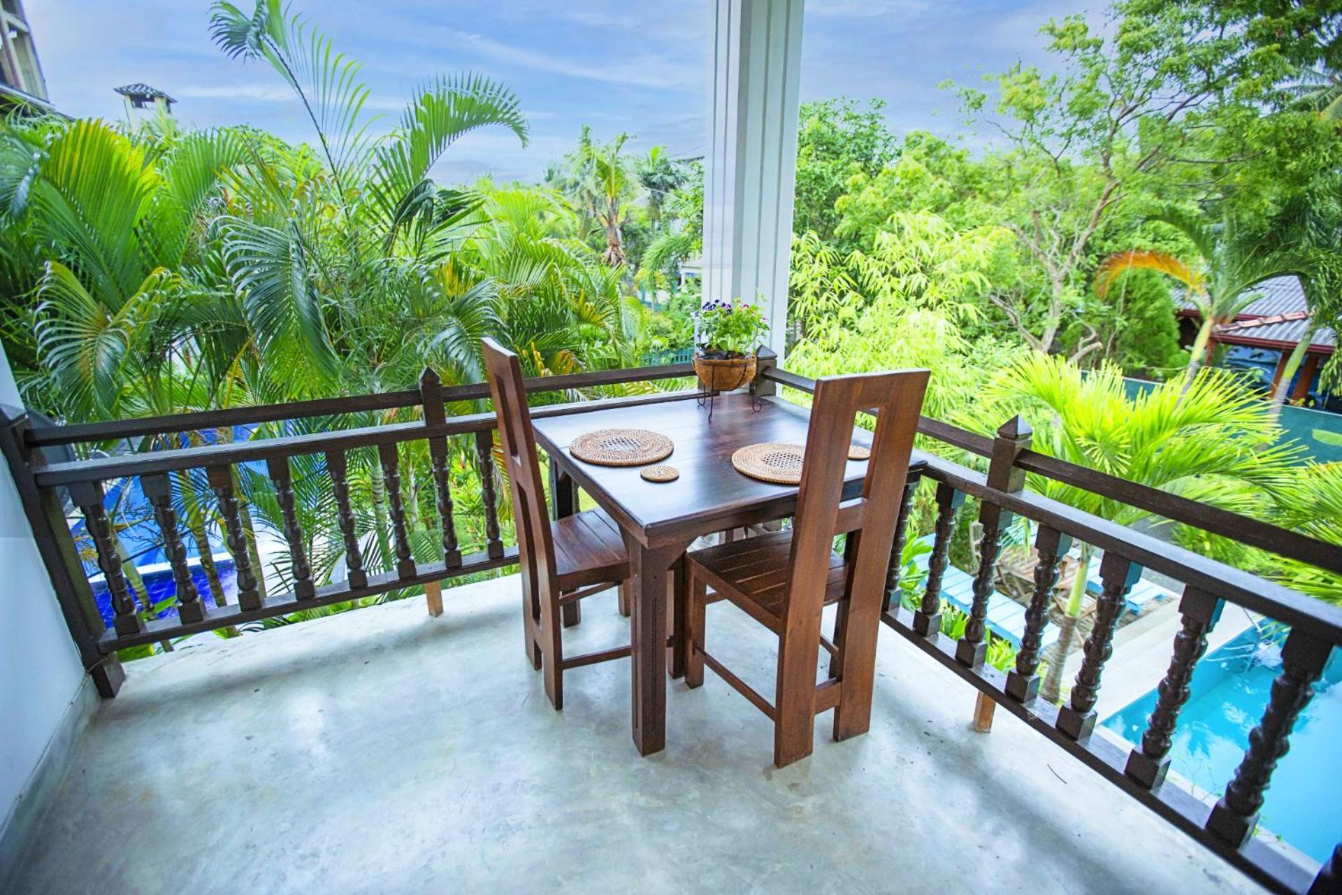 Double Room Pool View