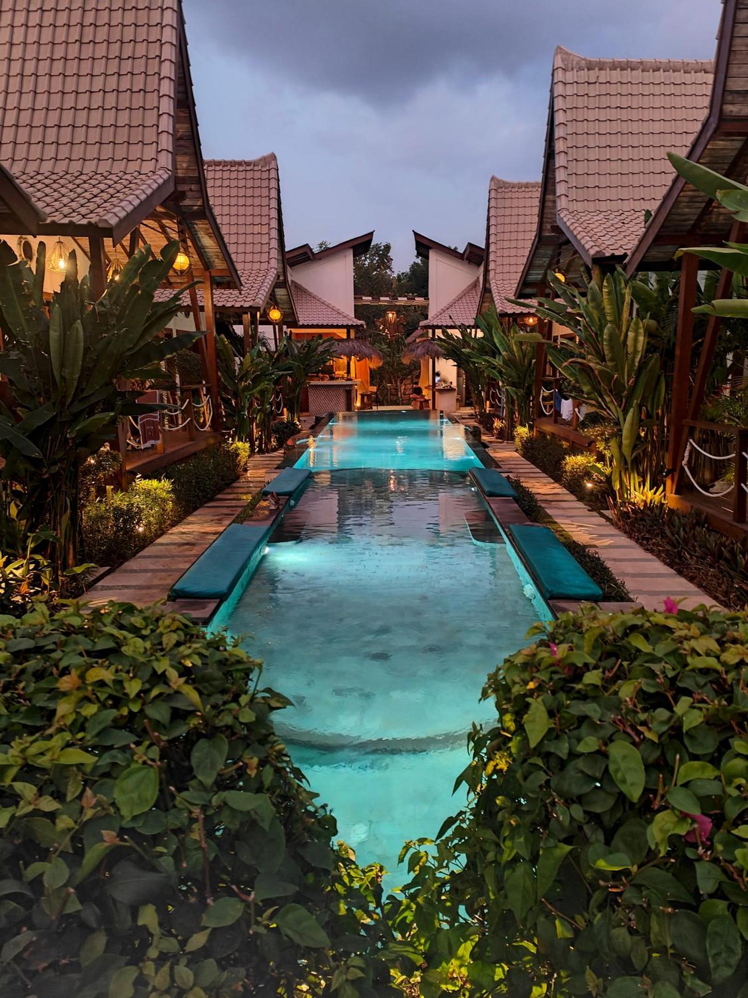 Executive One-Bedroom Family Suite Private Pool