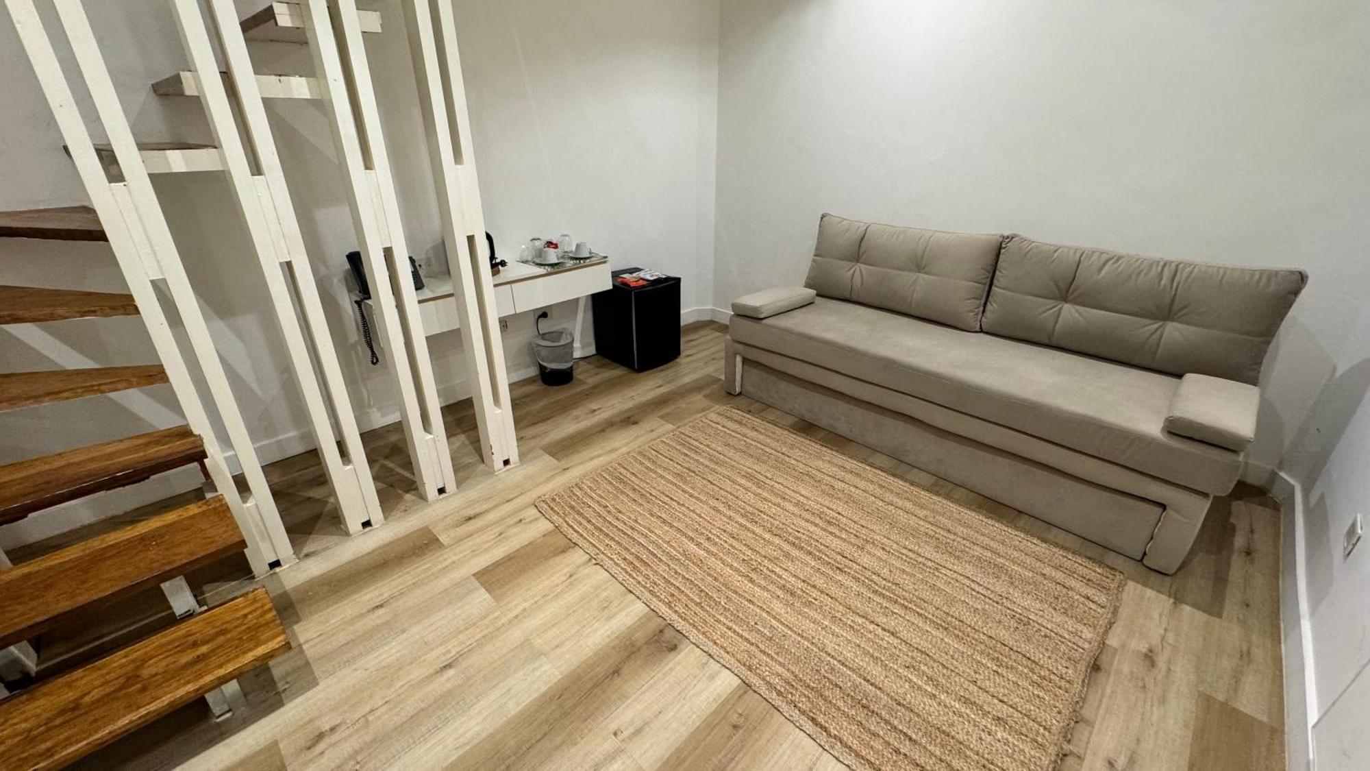 Apartment Split Level