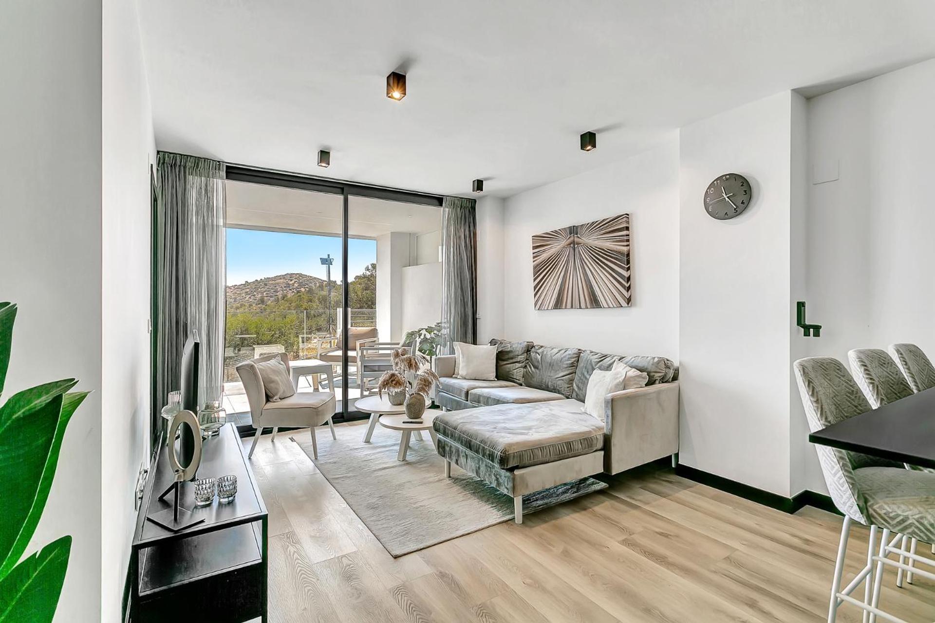 Apartment with Sea View