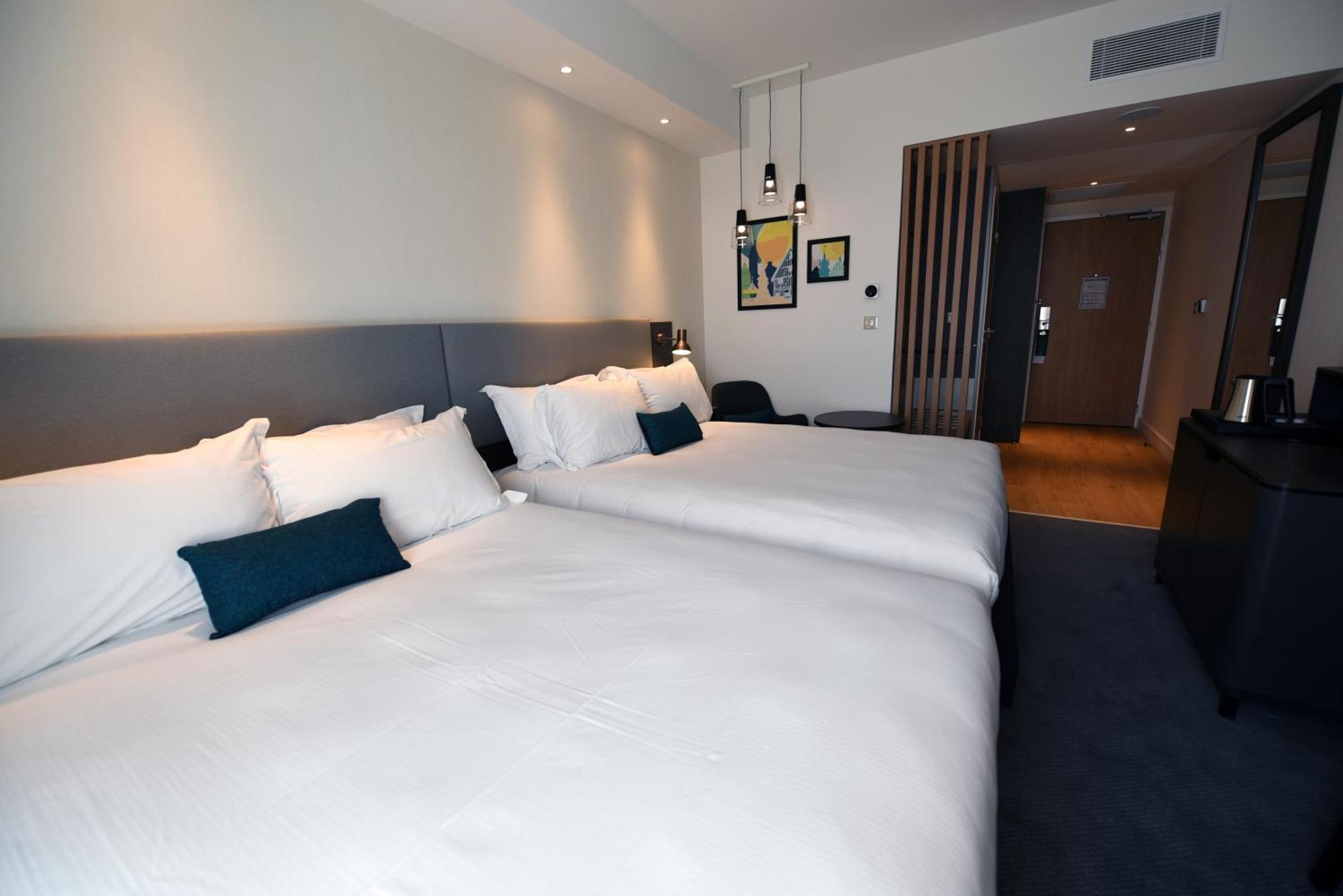 Standard Double Room with Two Double Beds