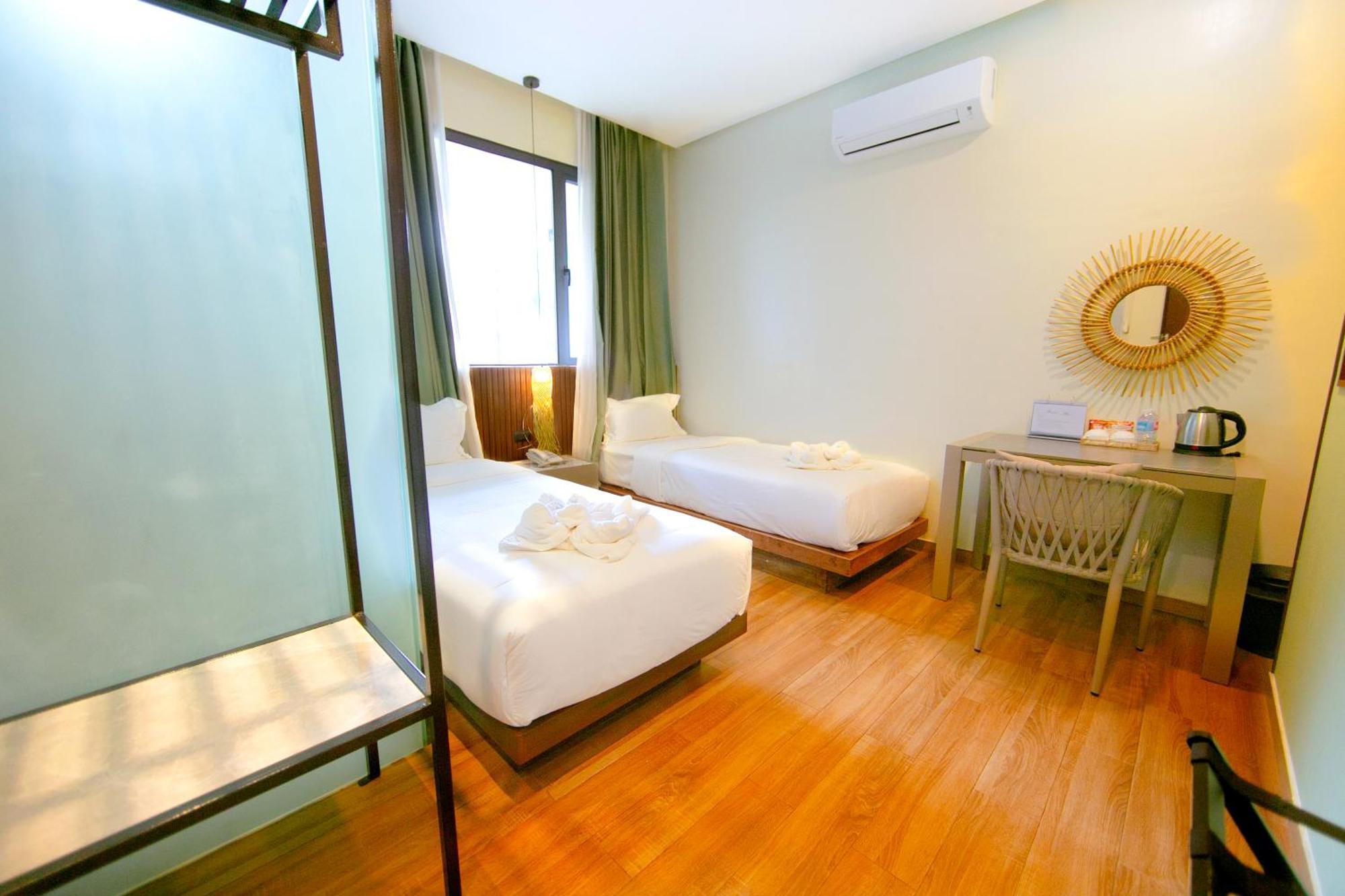 Twin Room,1607805796:JPEG