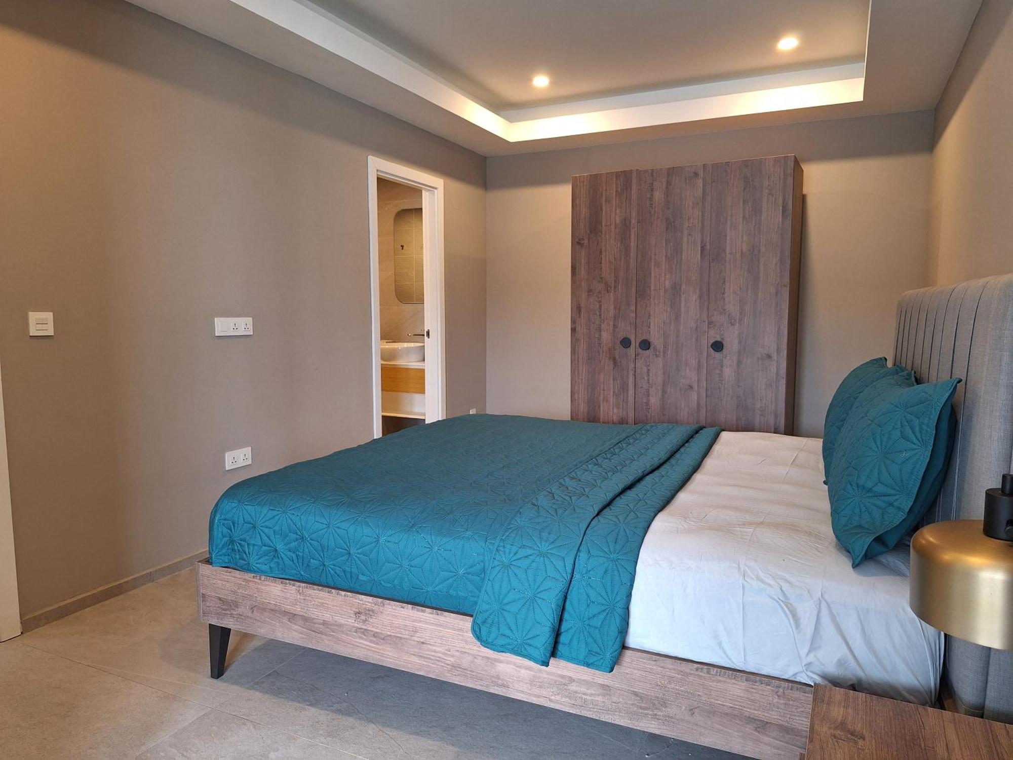 Appartement met 2 Slaapkamers, Balkon en Uitzicht op Zee