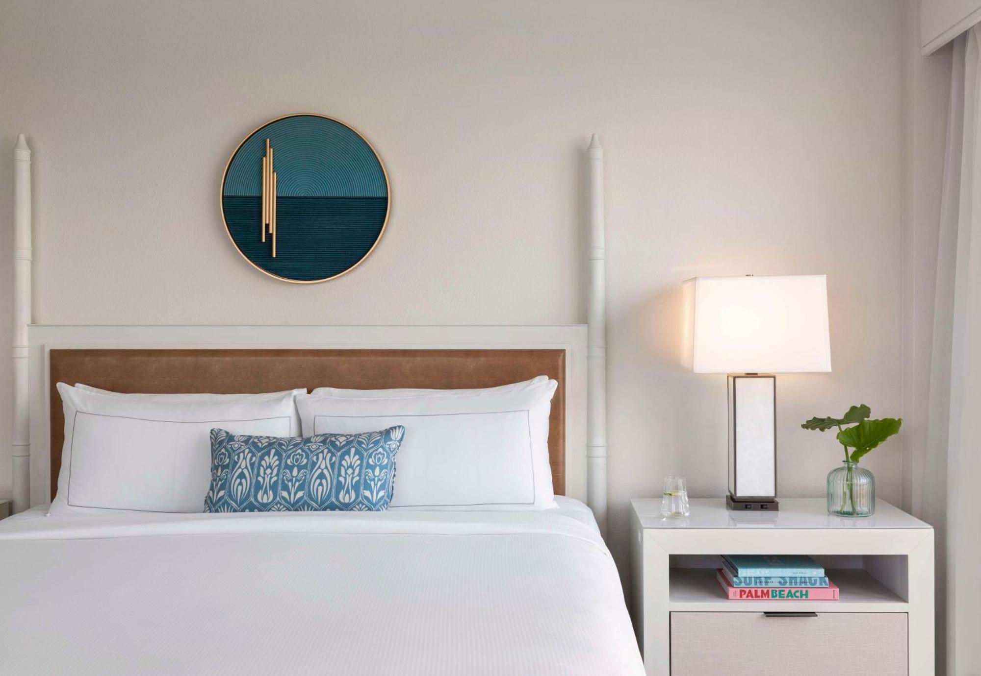 Junior King Suite with Oceanfront View