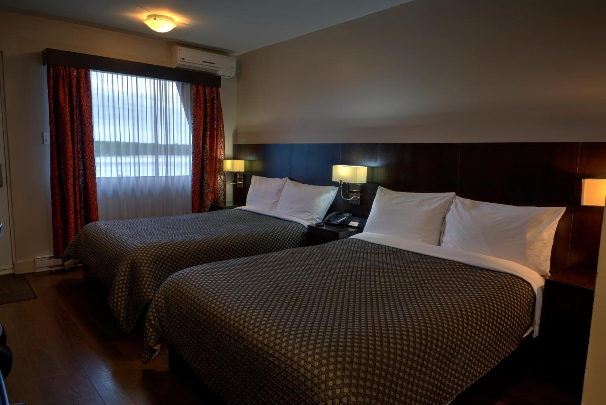Chambre Double avec 2 Lits Doubles