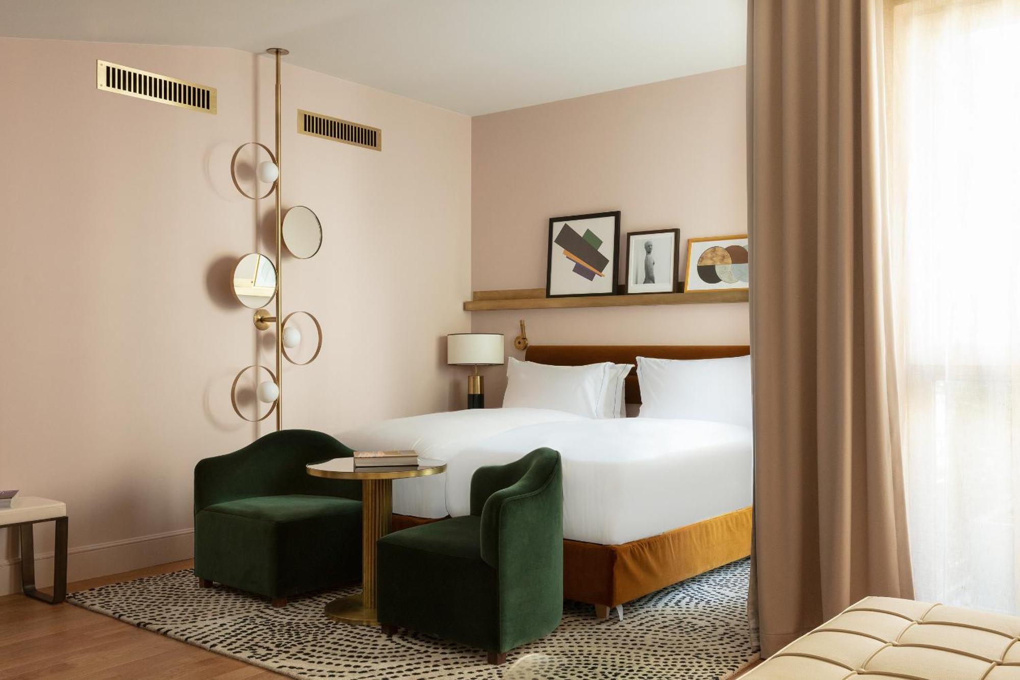 Executive Room