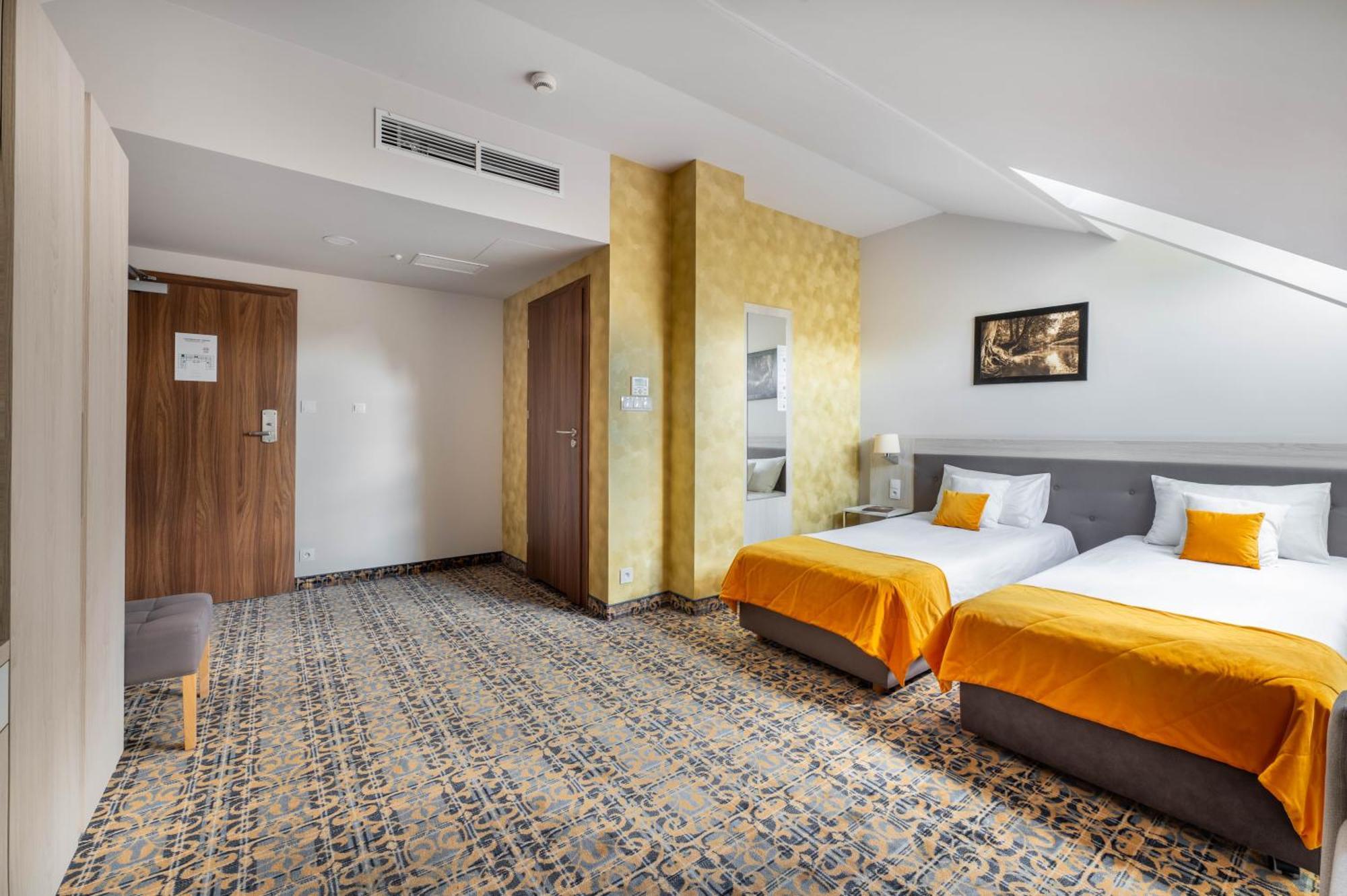 Economy Single Room