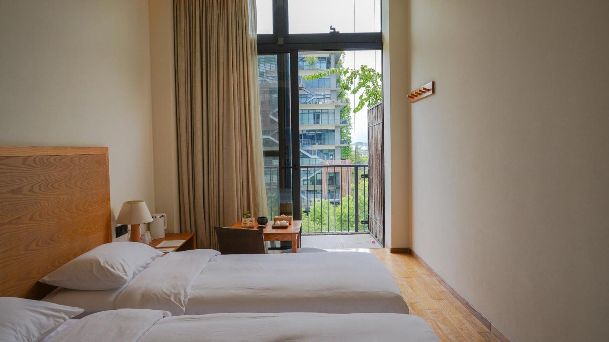 Twin Room with Lake View