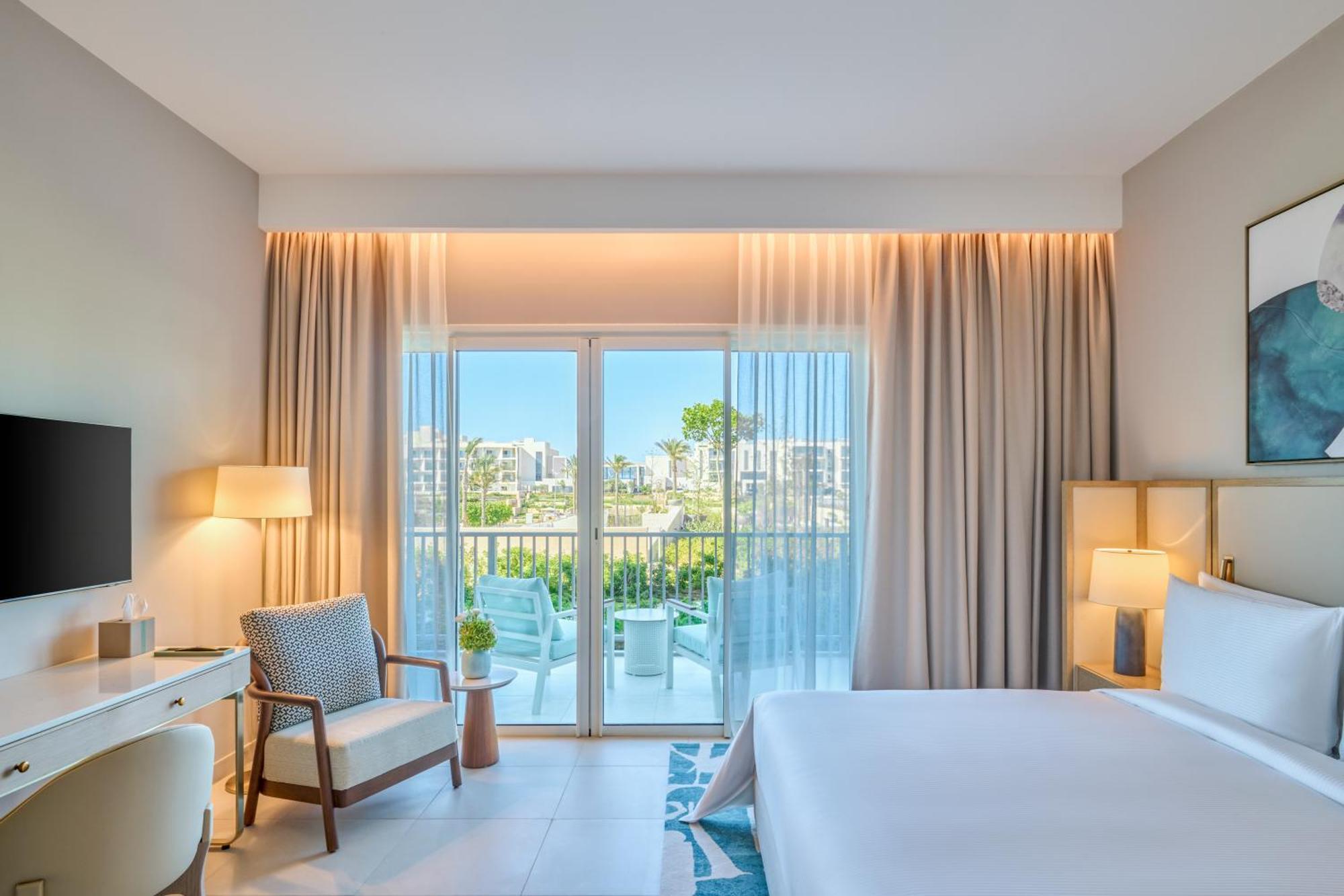 Executive Suite 1BR Marassi View