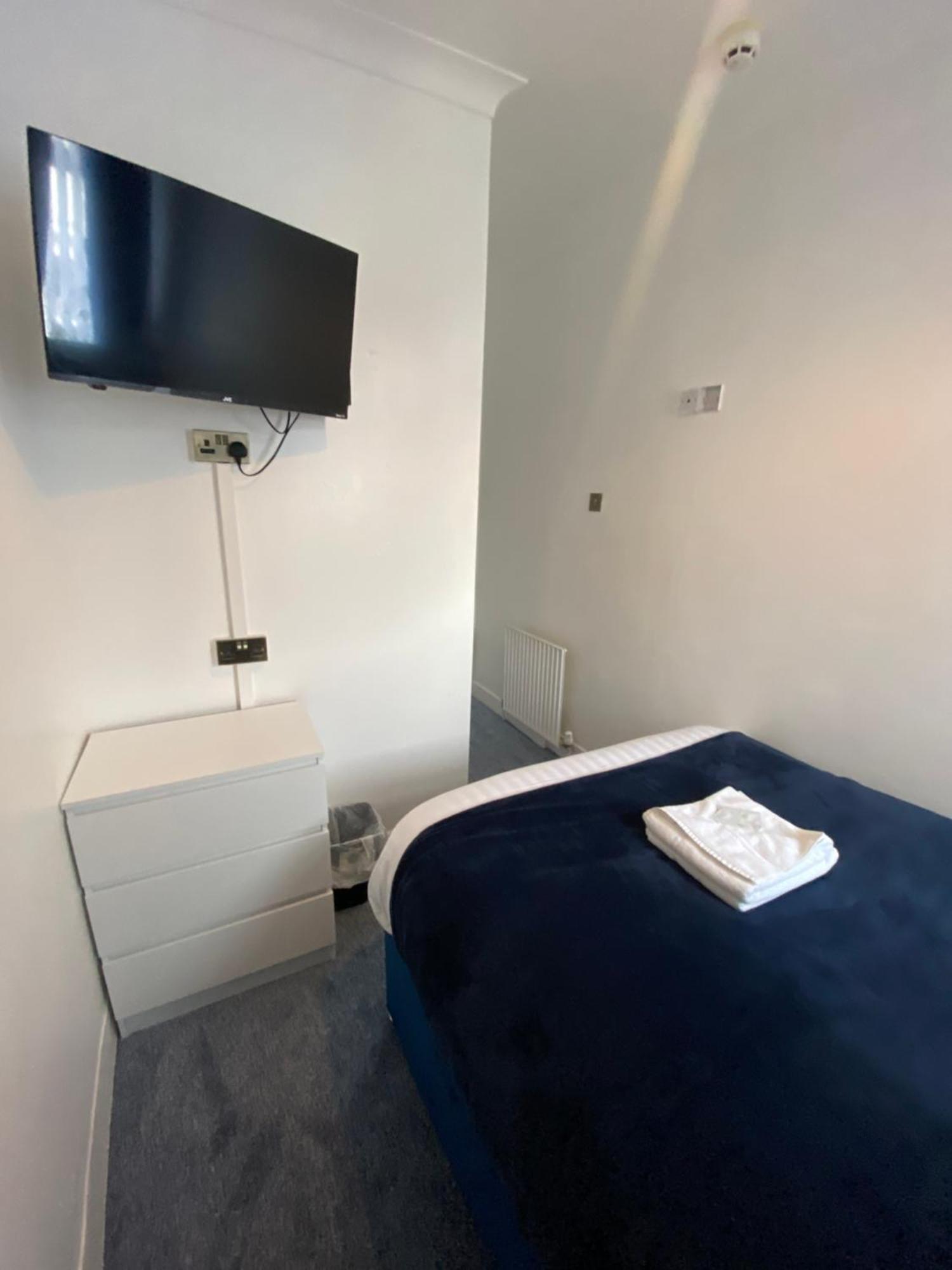 Double Room,1609020016:JPEG