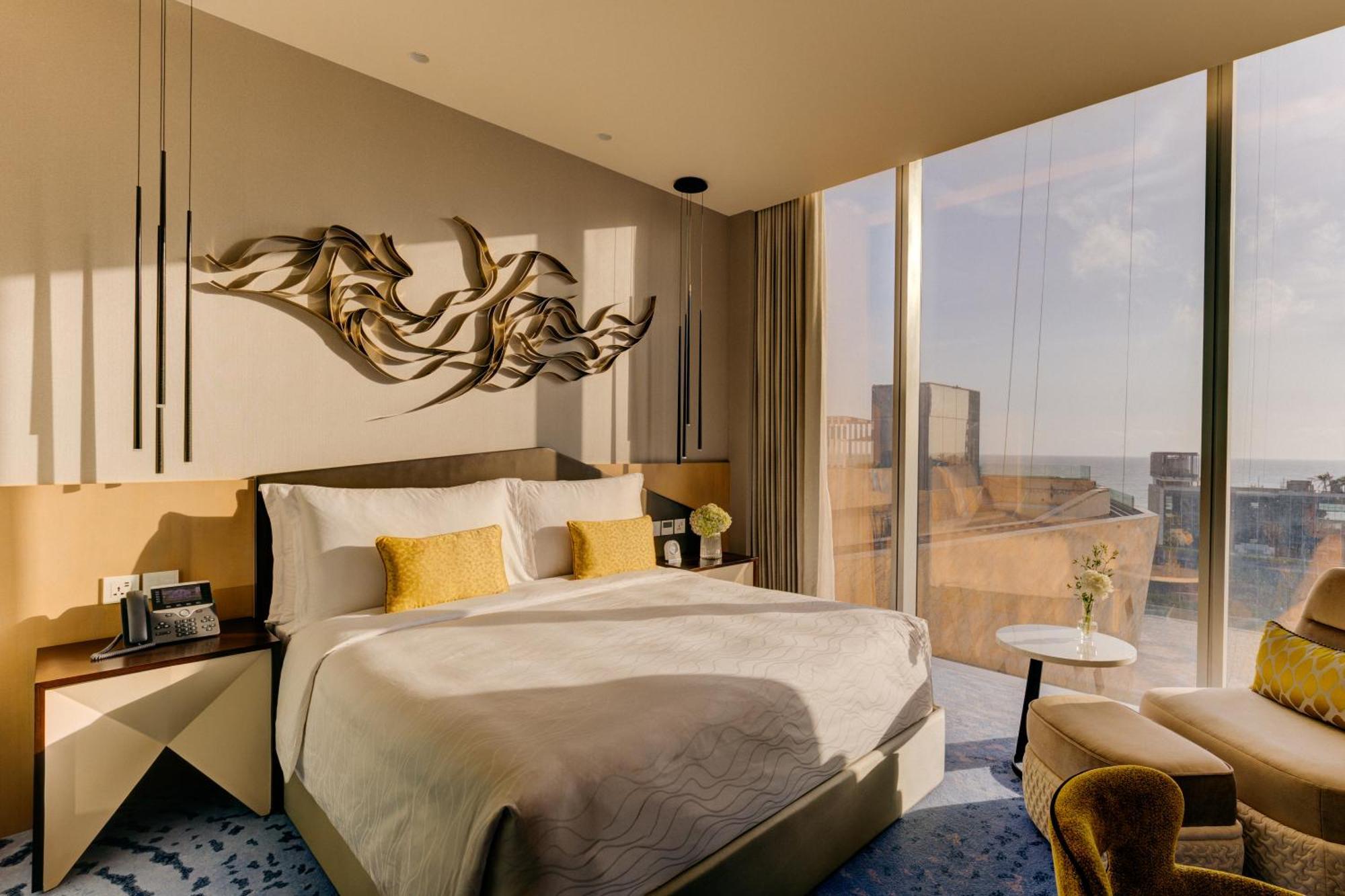 Premier Life Oceanfront View King Room