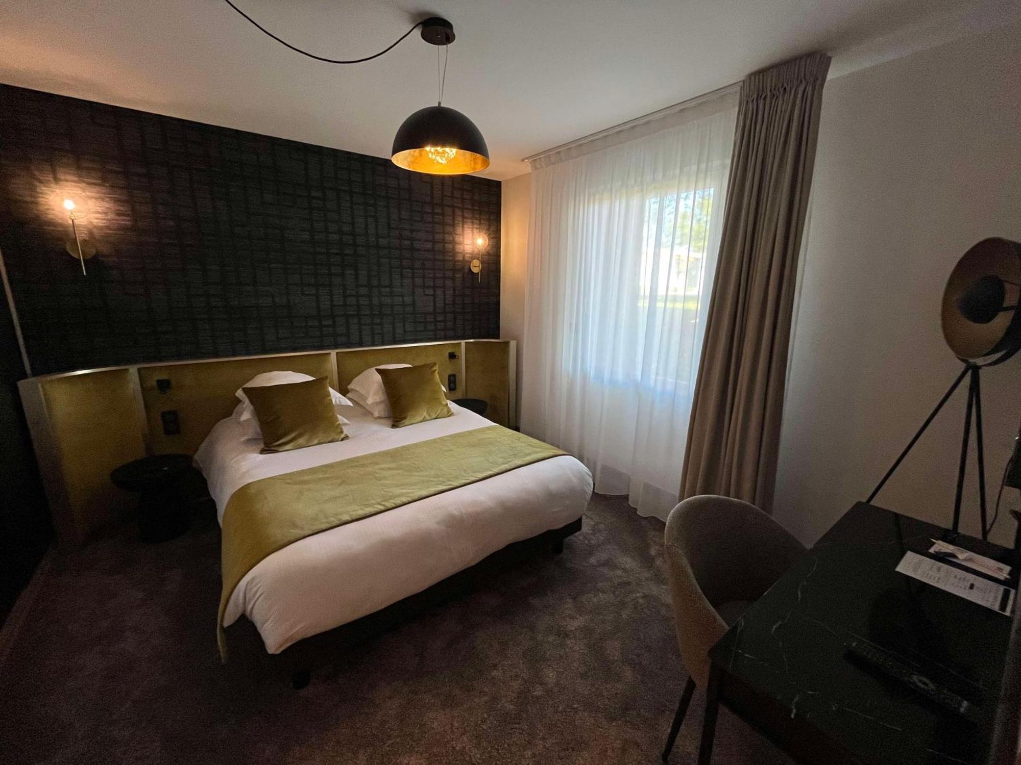 Suite Lit King-Size avec Canapé-Lit - Non-Fumeurs