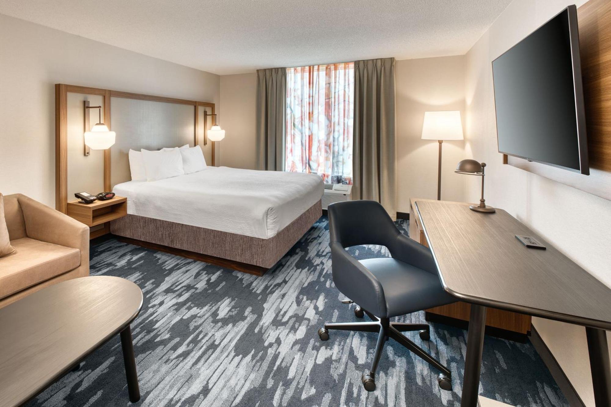 King Room with Sofa Bed
