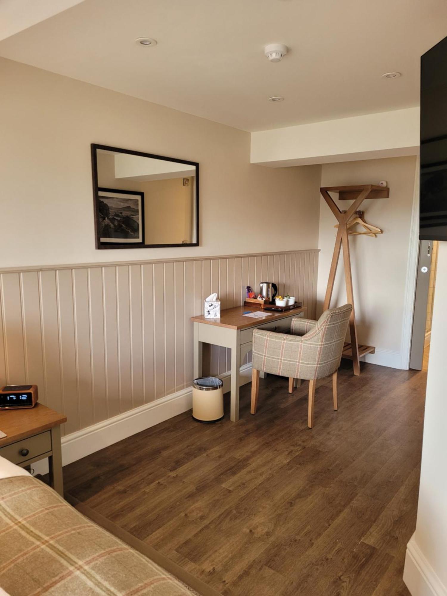 Double Room (Pets Allowed)