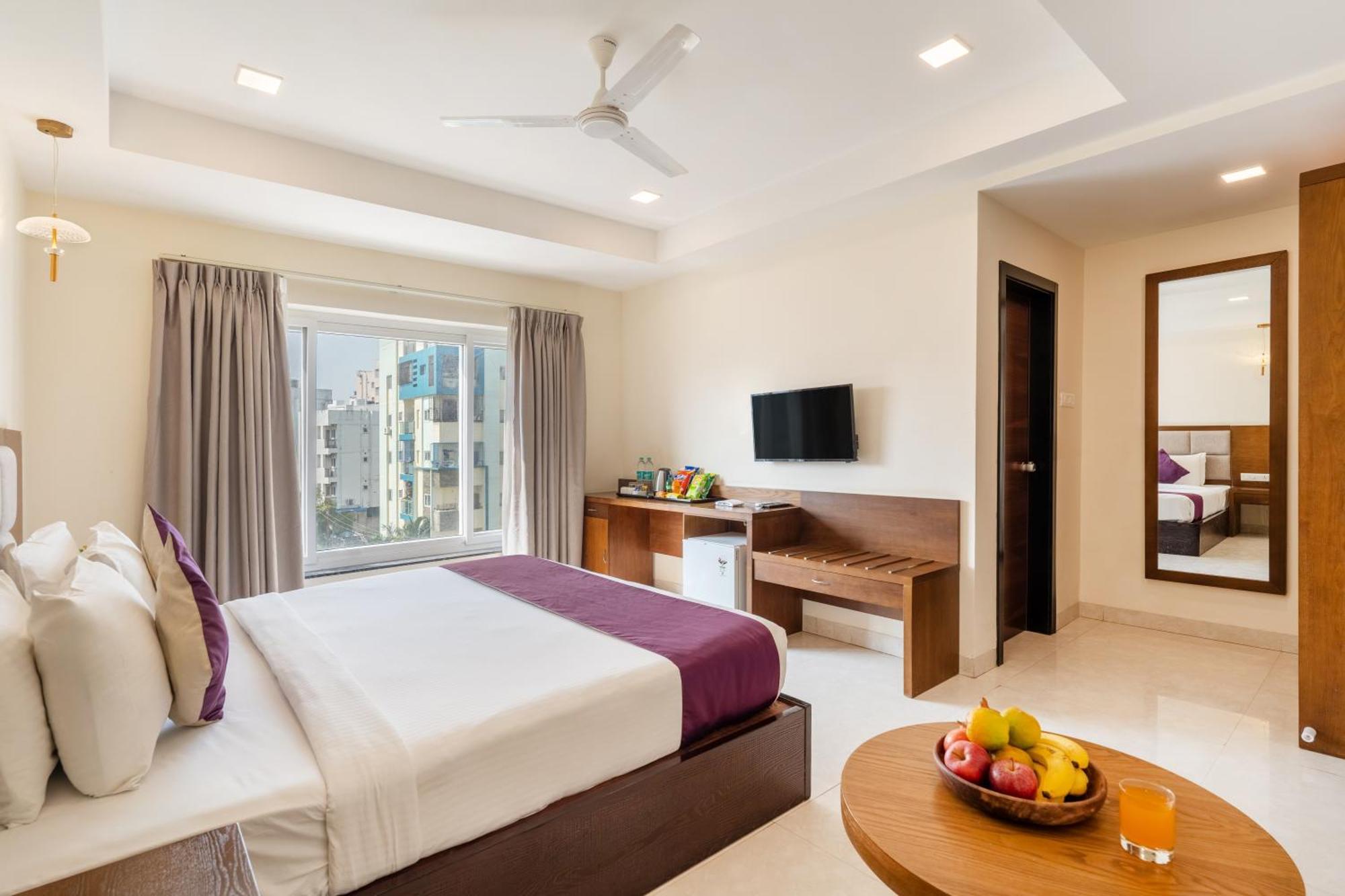 Superior King Room