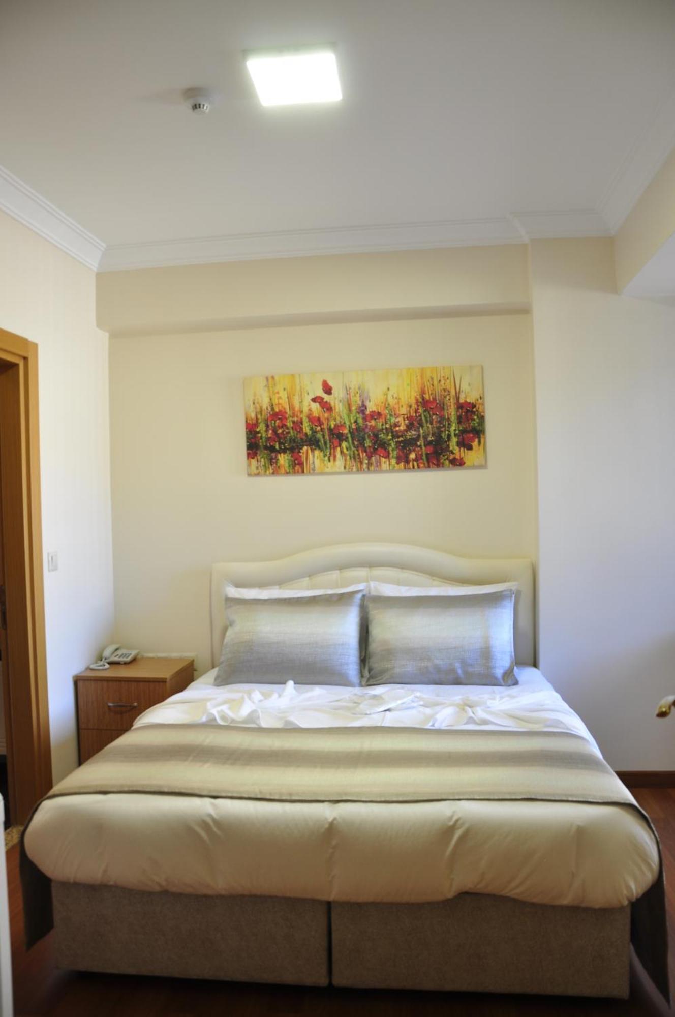 Economy Double Room,1609666993:JPEG