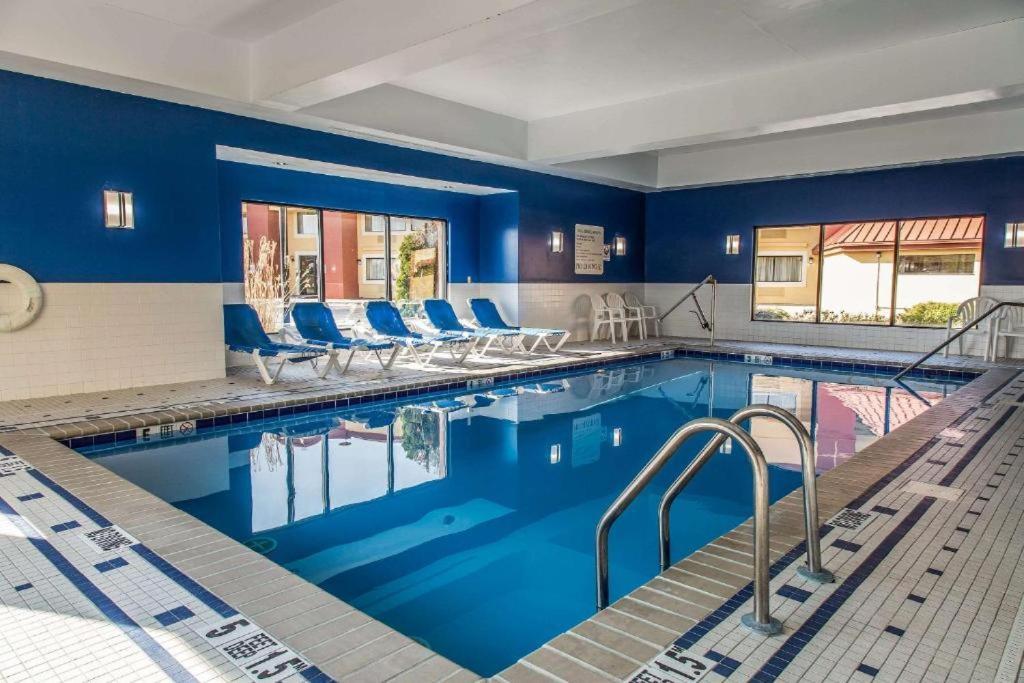 Single Room with Bath