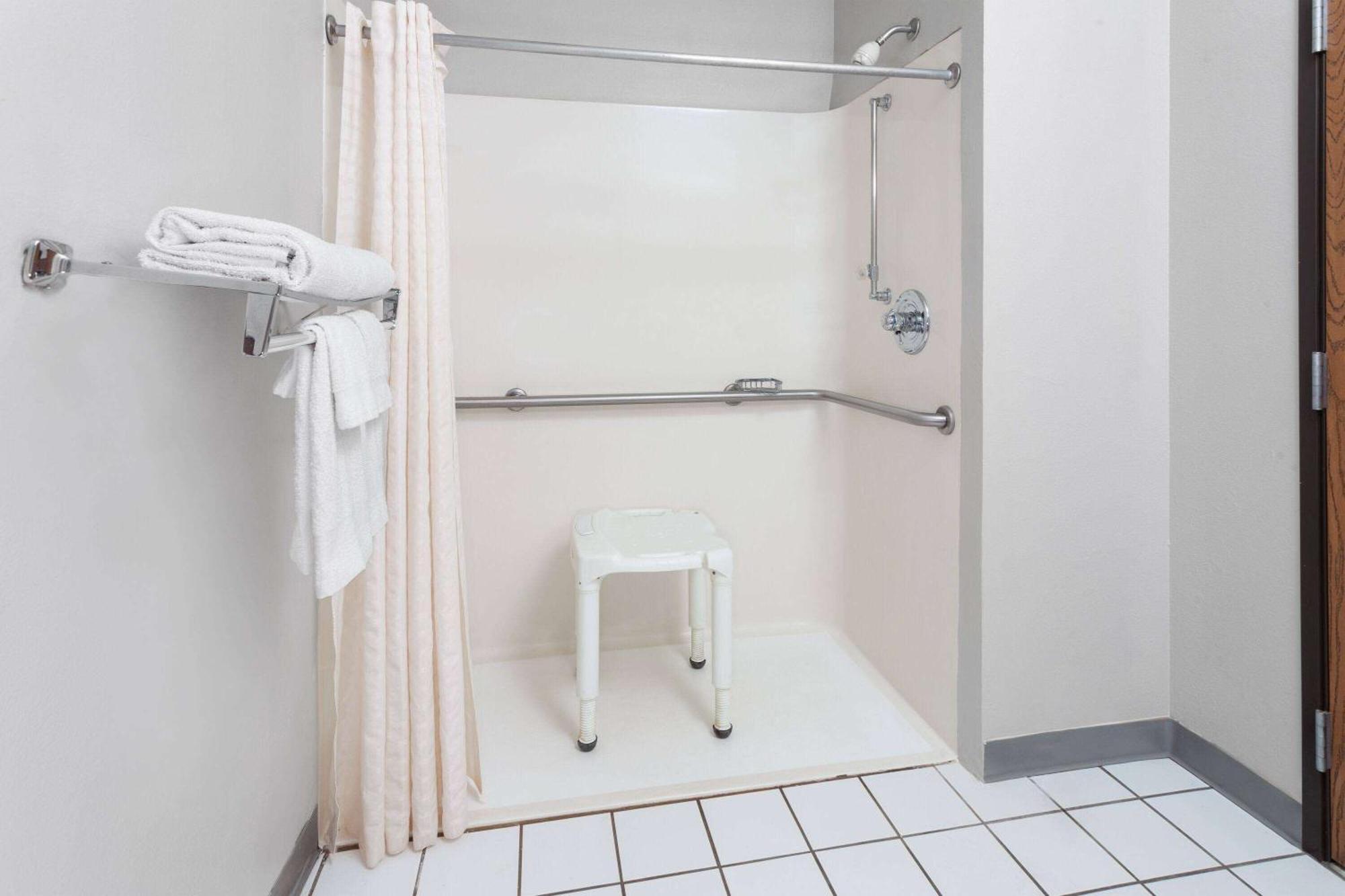 King Room Disability Access Non-Smoking