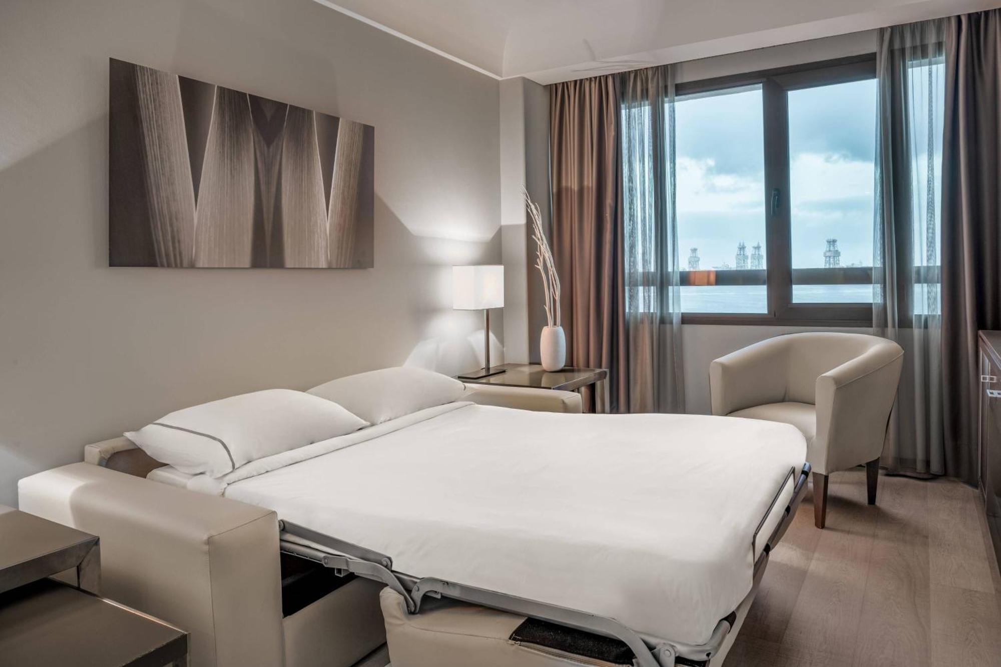 Junior Suite,1416250497:JPEG