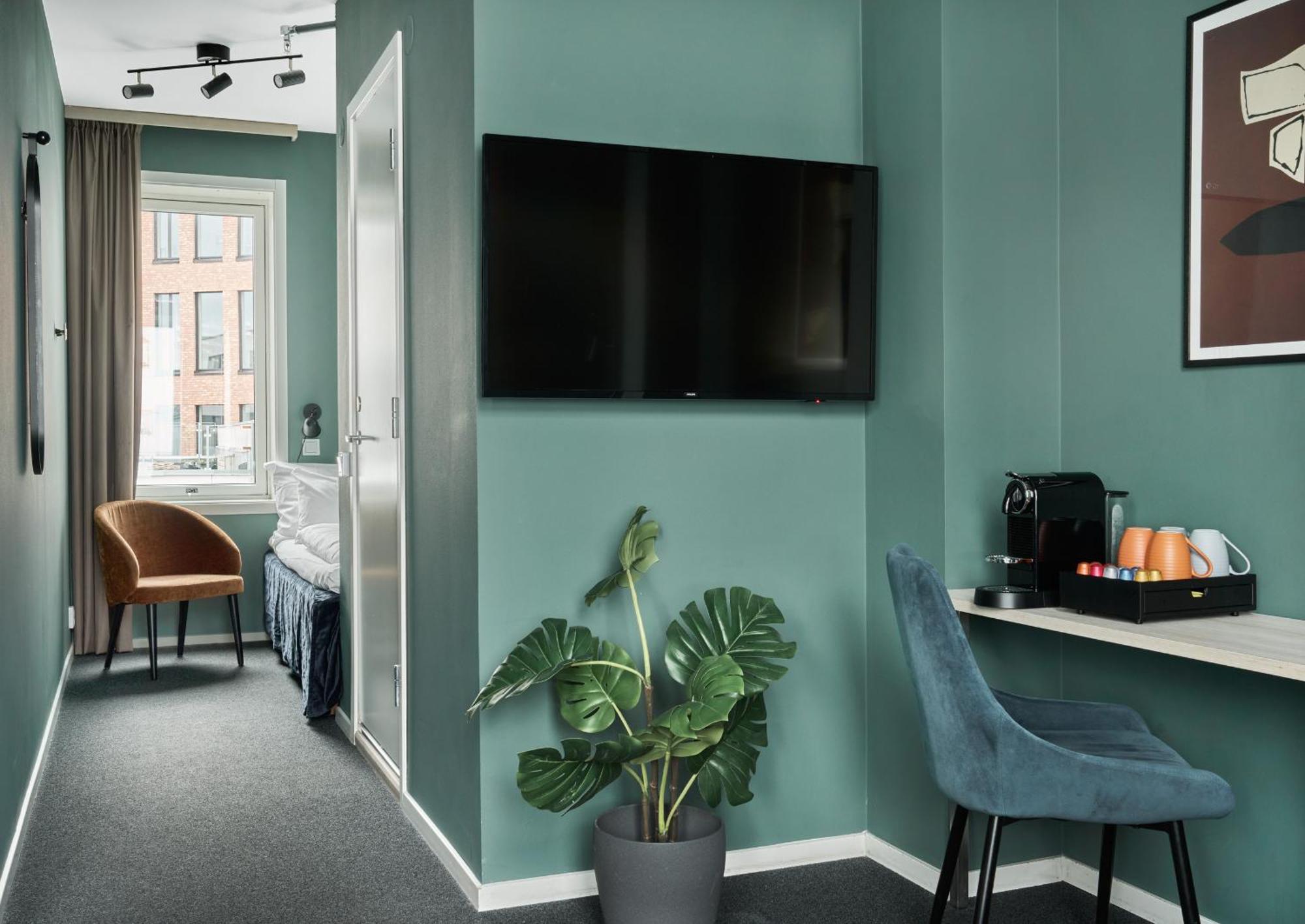 Smart Deluxe Room