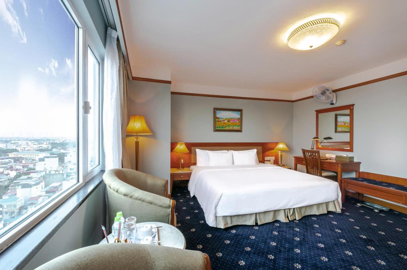 Deluxe Queen Room