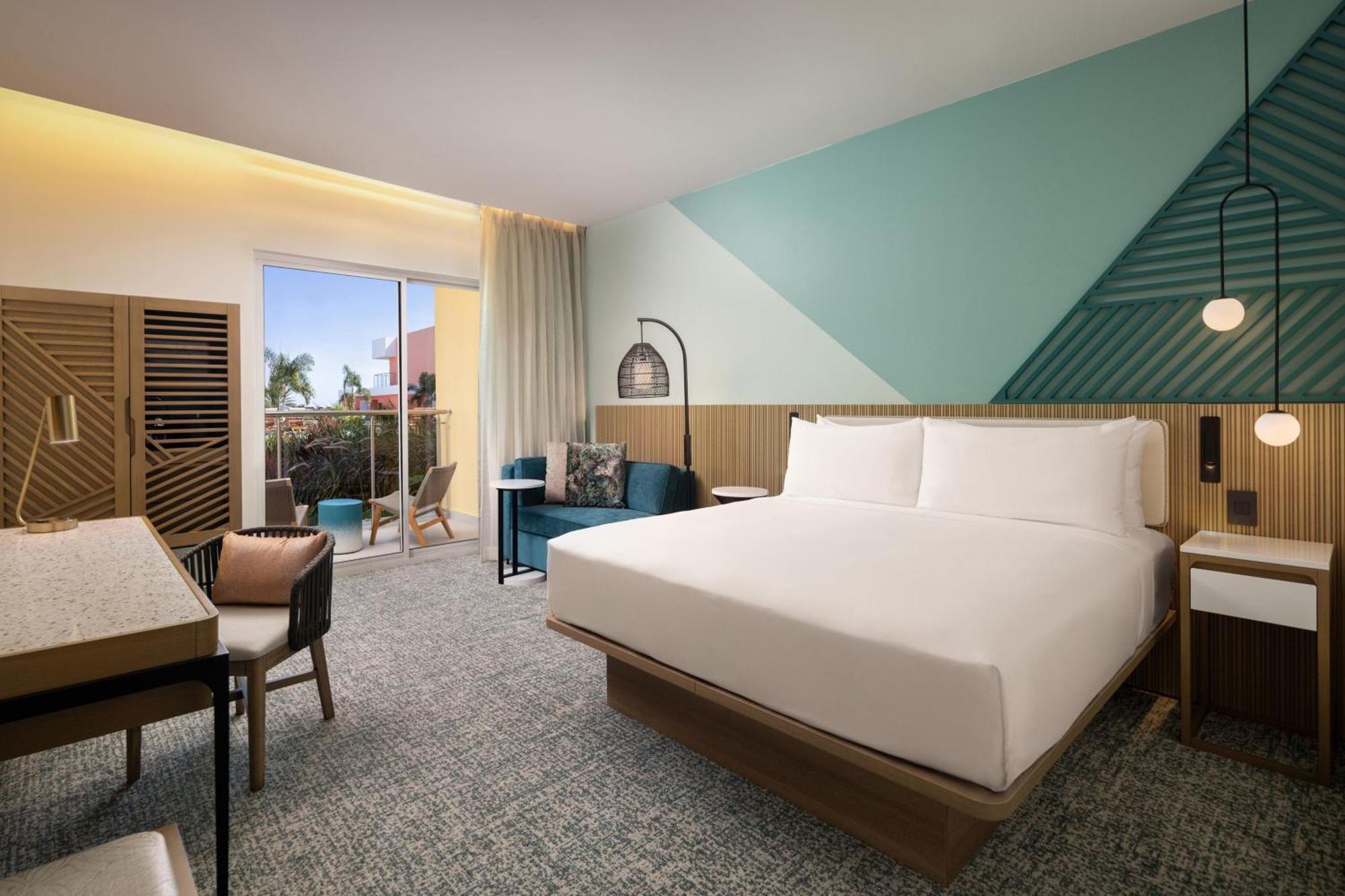 Superior King Room Balcony Pool View