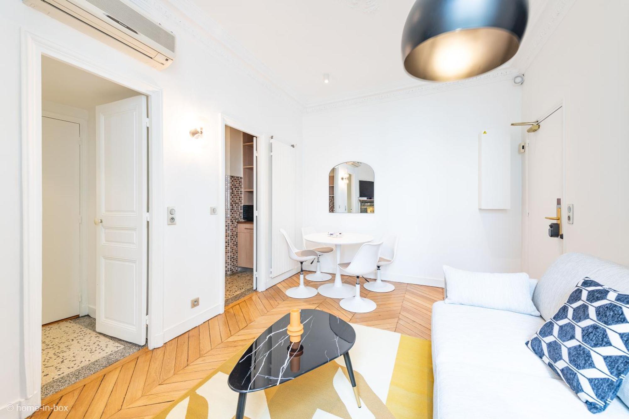 One-Bedroom Apartment