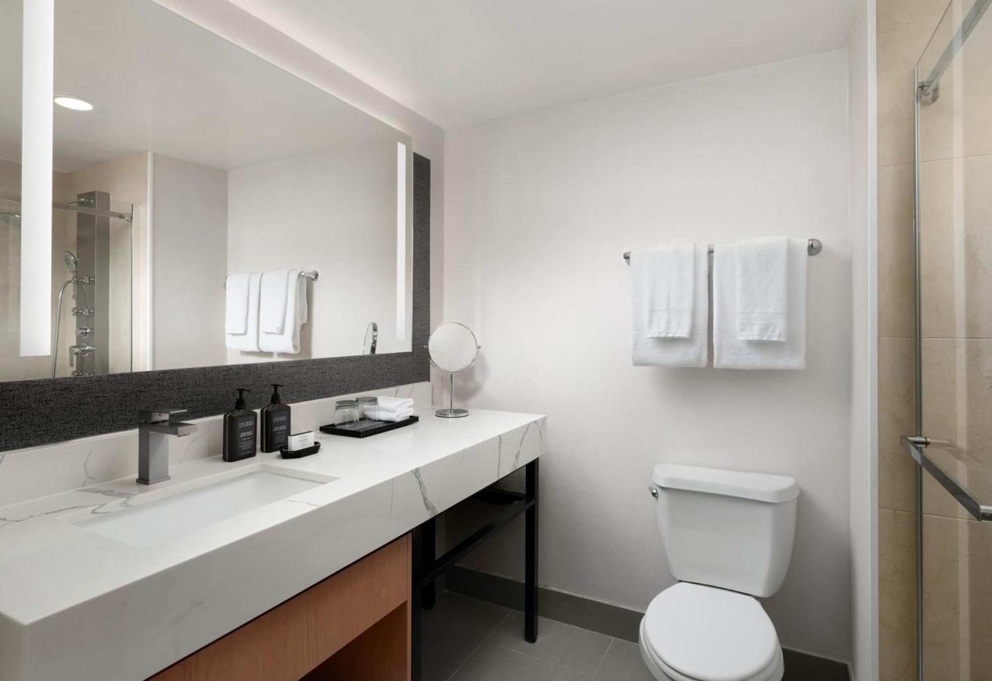 Guest room, 2 Double