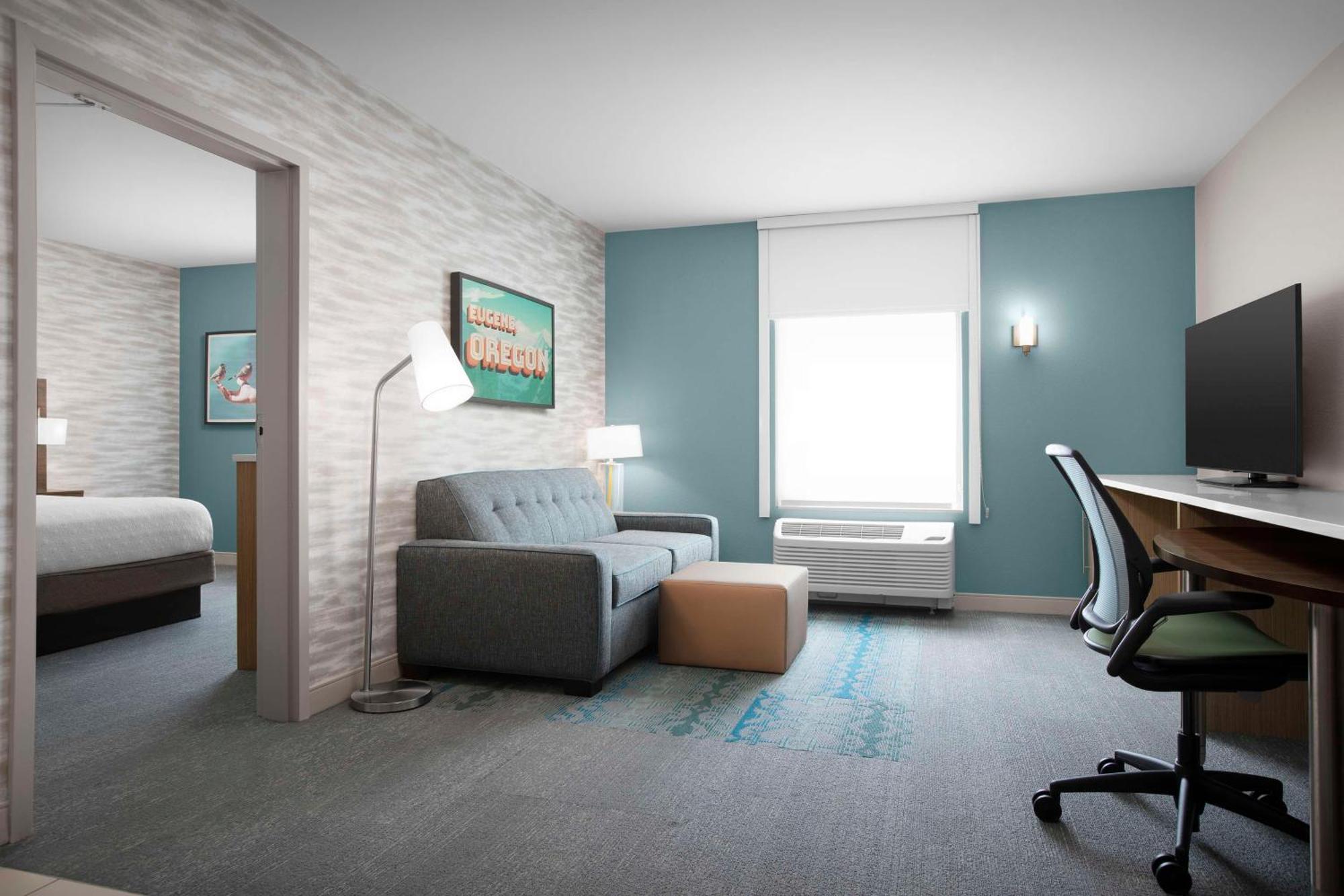 One-Bedroom King Suite - Non-Smoking