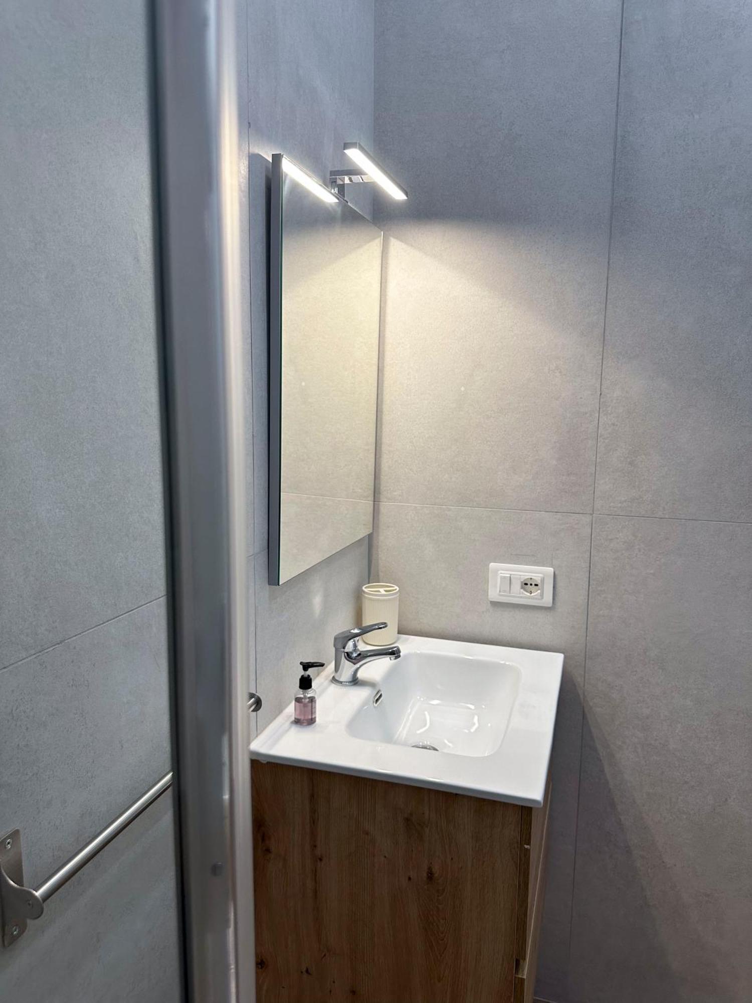 Double Room Balcony,1610471077:JPEG