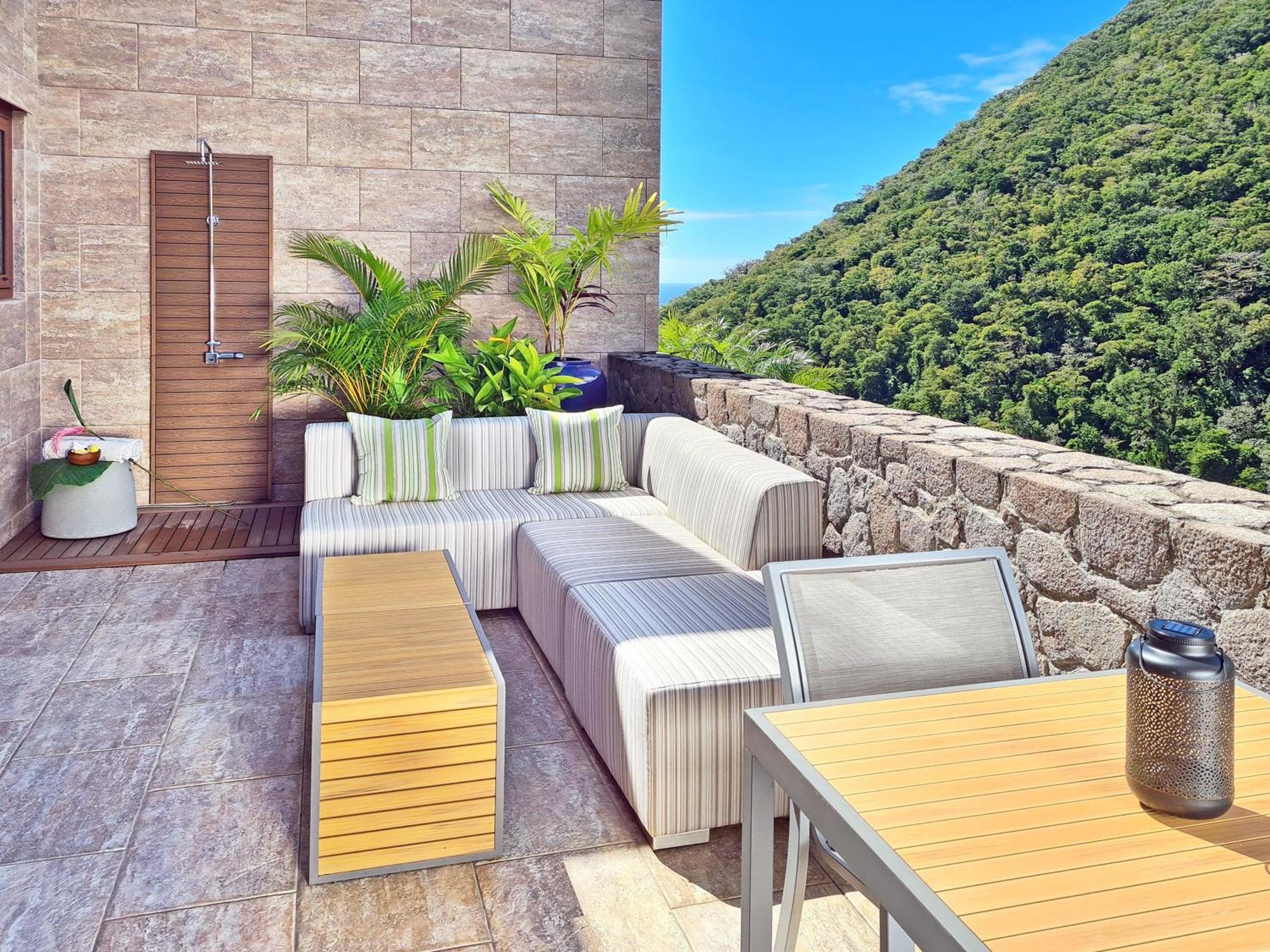 Sky Penthouse With Exterior Rain Shower