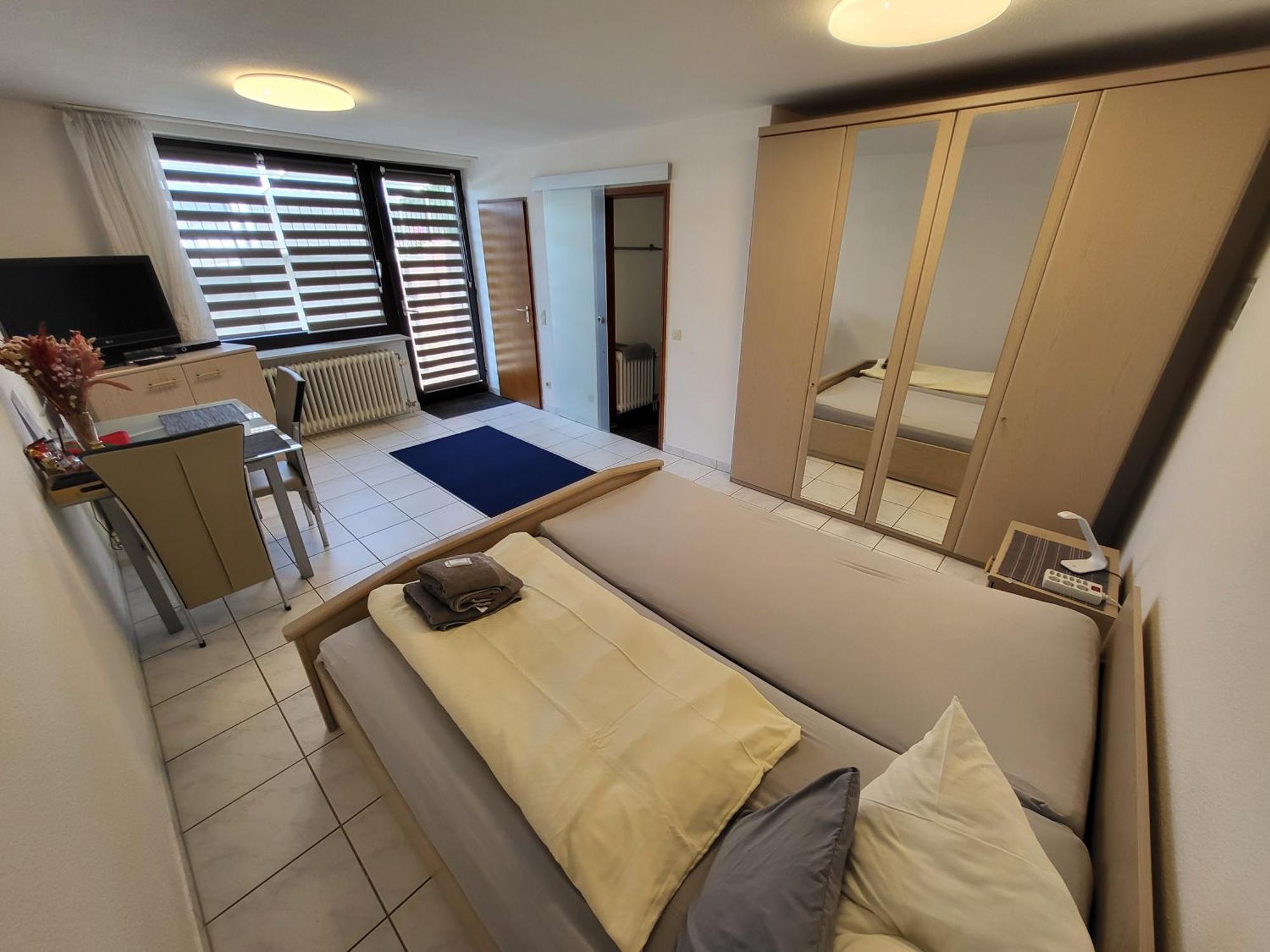 Apartment mit Balkon
