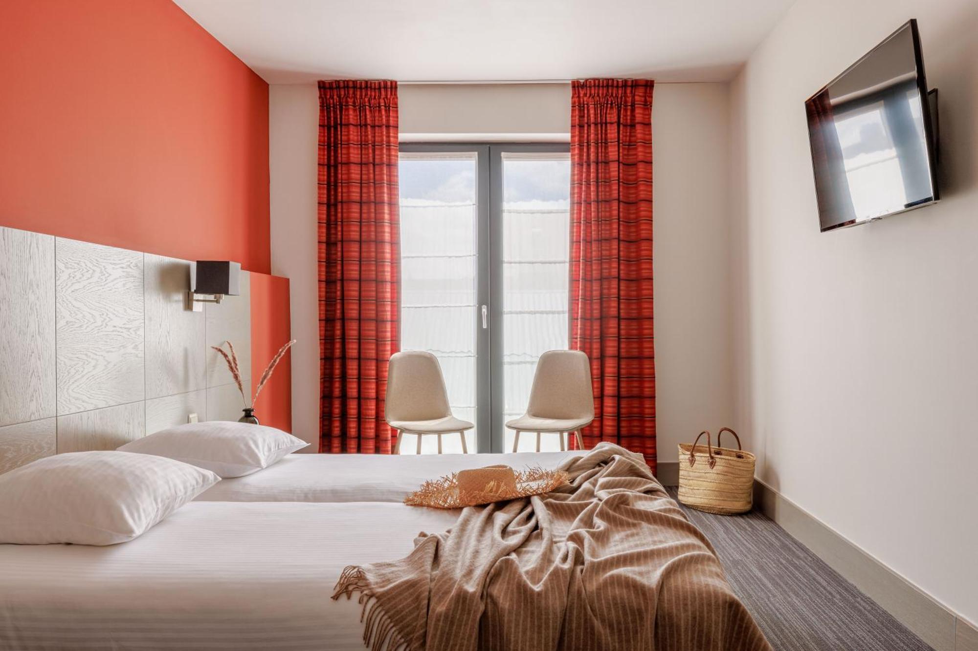 Standard Double Room,1611052719:JPEG