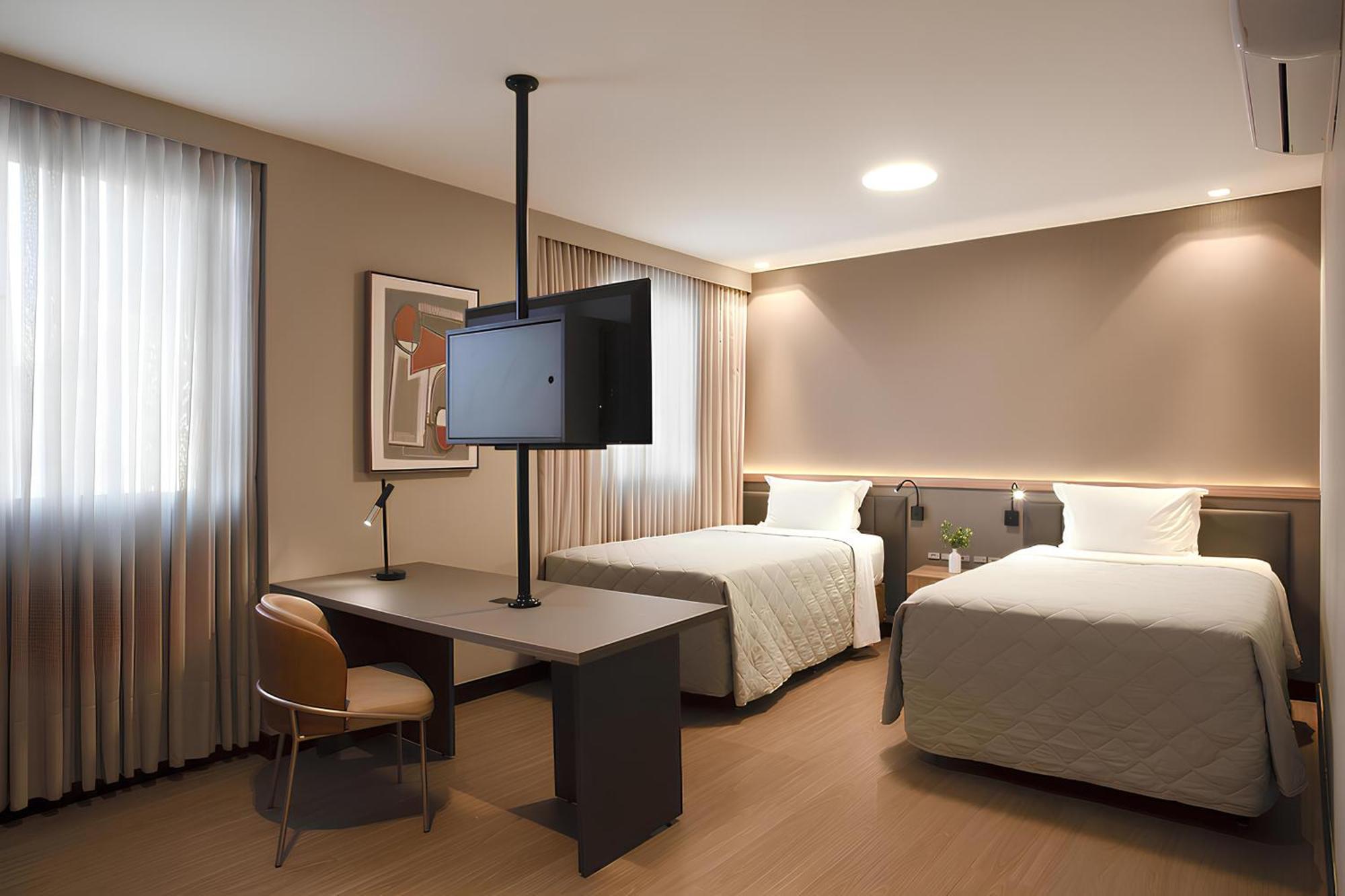Luxury Double - 1 Queen Bed
