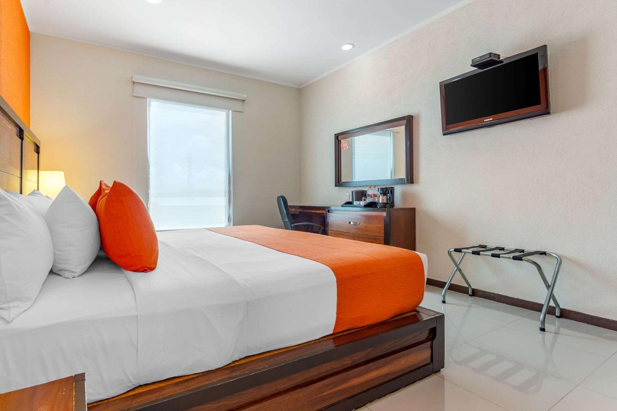 Habitación Estándar con cama extragrande - No fumadores
