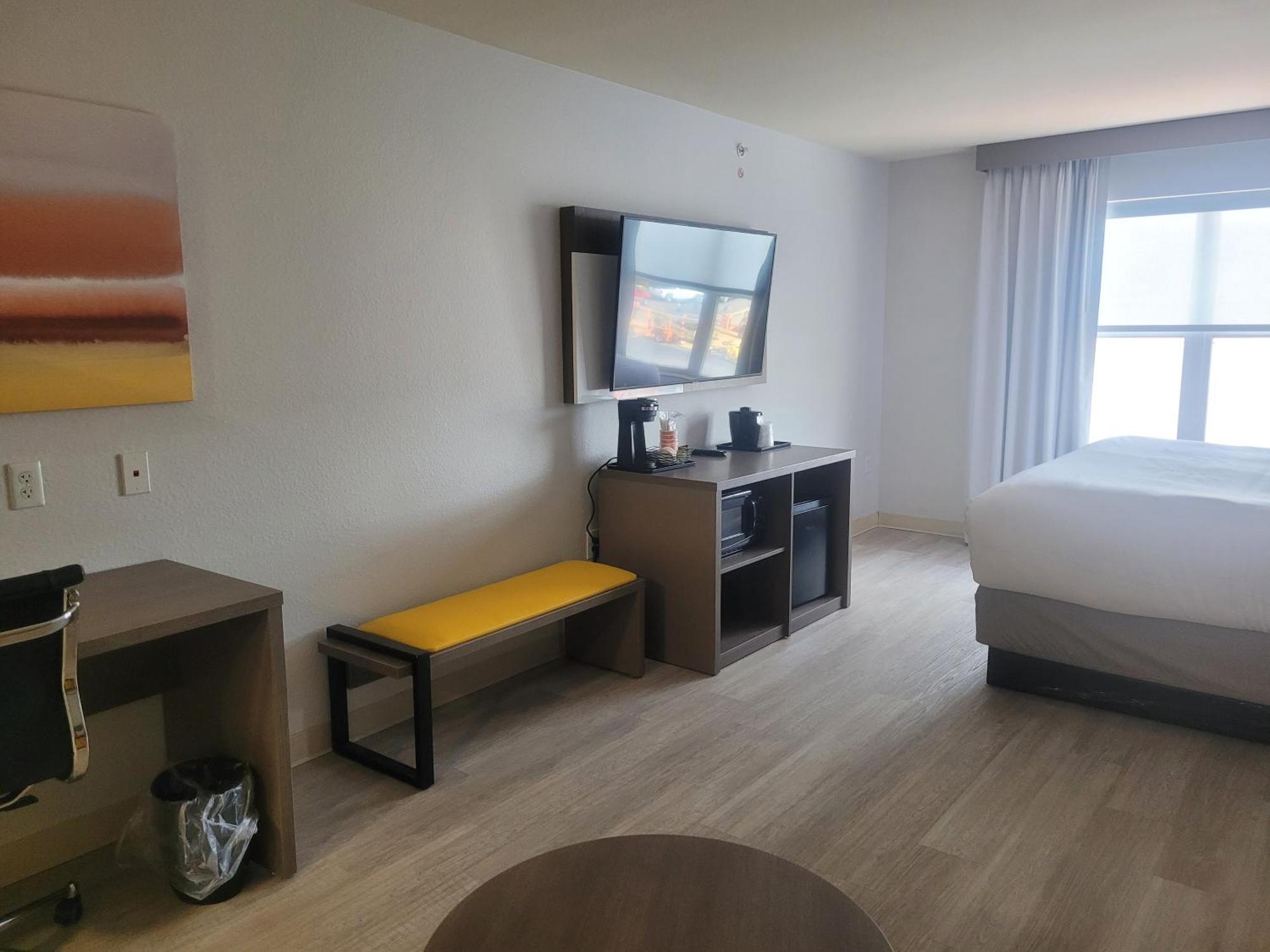 King Suite with Sofa Bed - Non Smoking