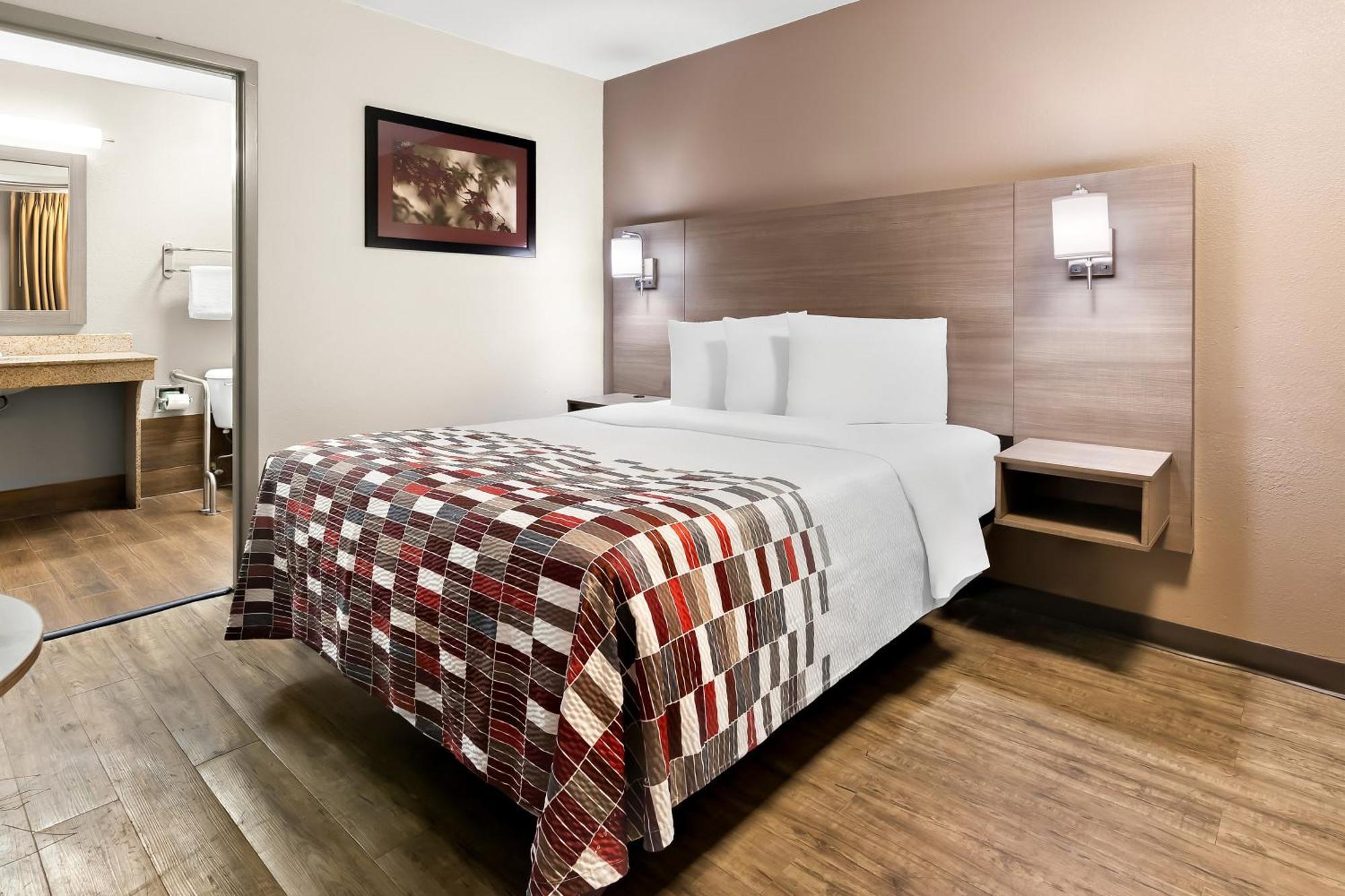 Deluxe Queen Room - Disability Access/Smoking