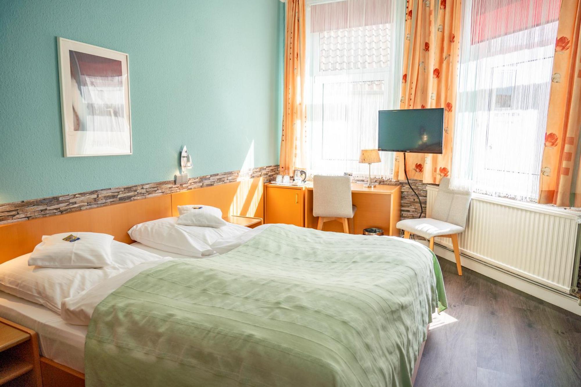 Doppelzimmer (1 Erwachsener + 1 Kind)
