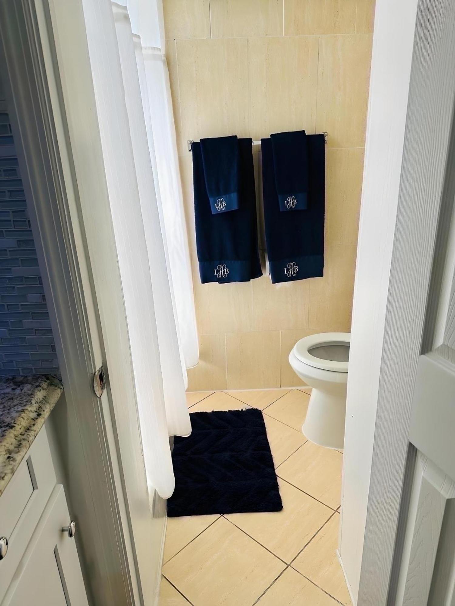 Queen Suite with Sea View
