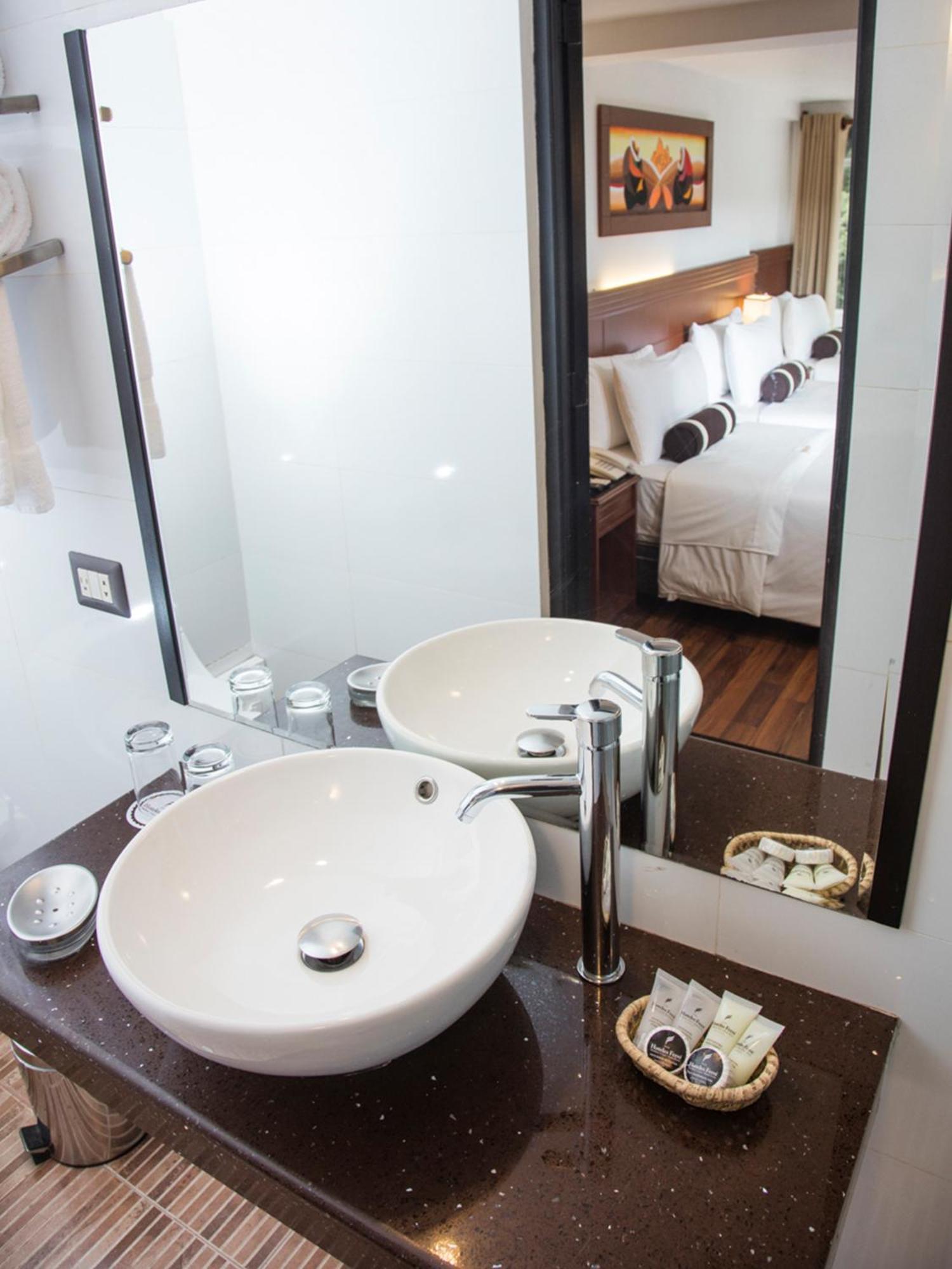 Triple Room with Mountain View