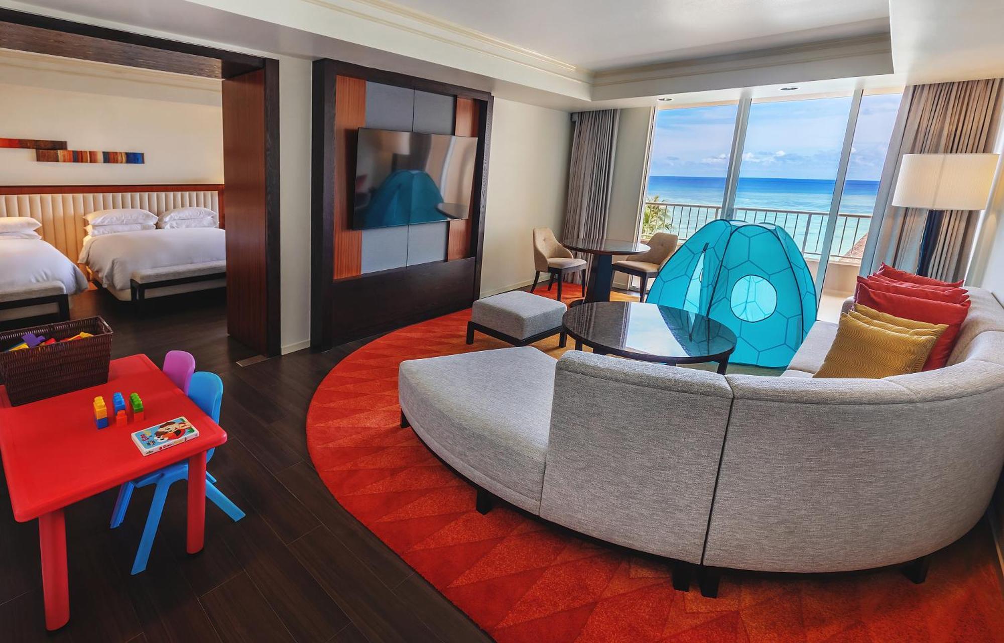 Family Twin Suite