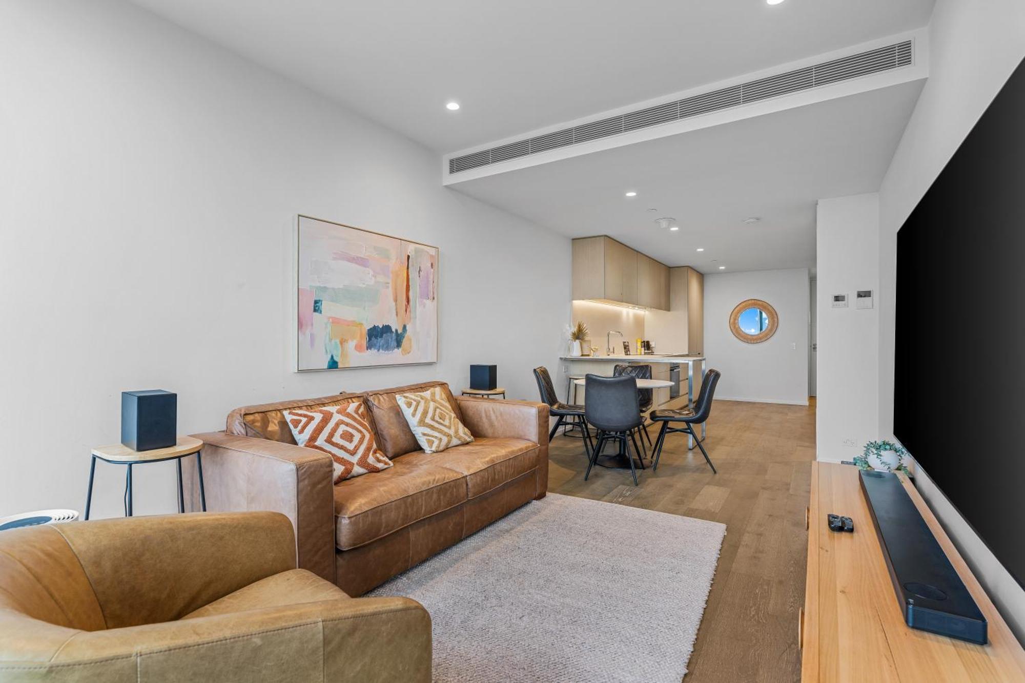Two-Bedroom Two Bathroom Sky High Apartment