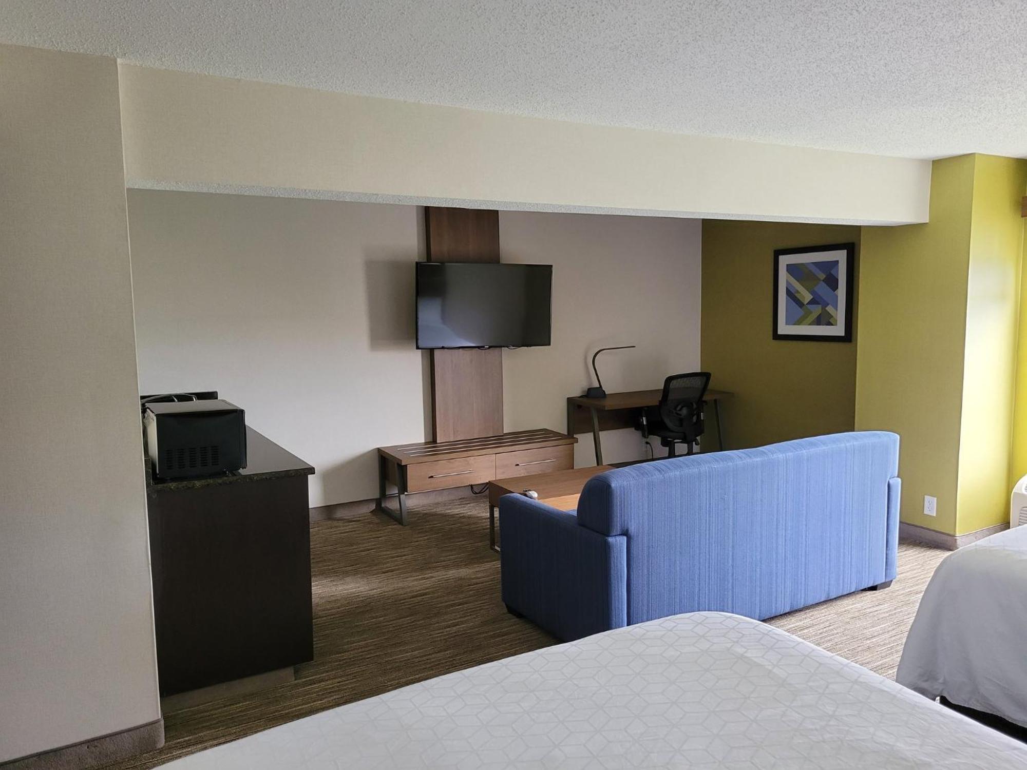 Suite with Two Queen Beds
