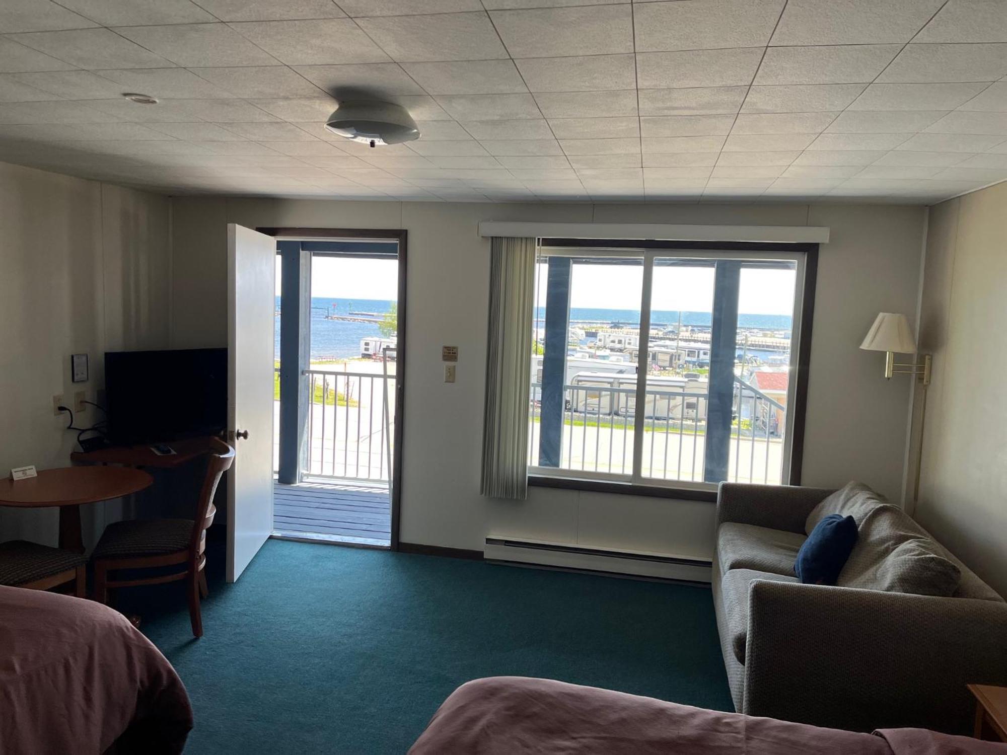 Double Room Lake View