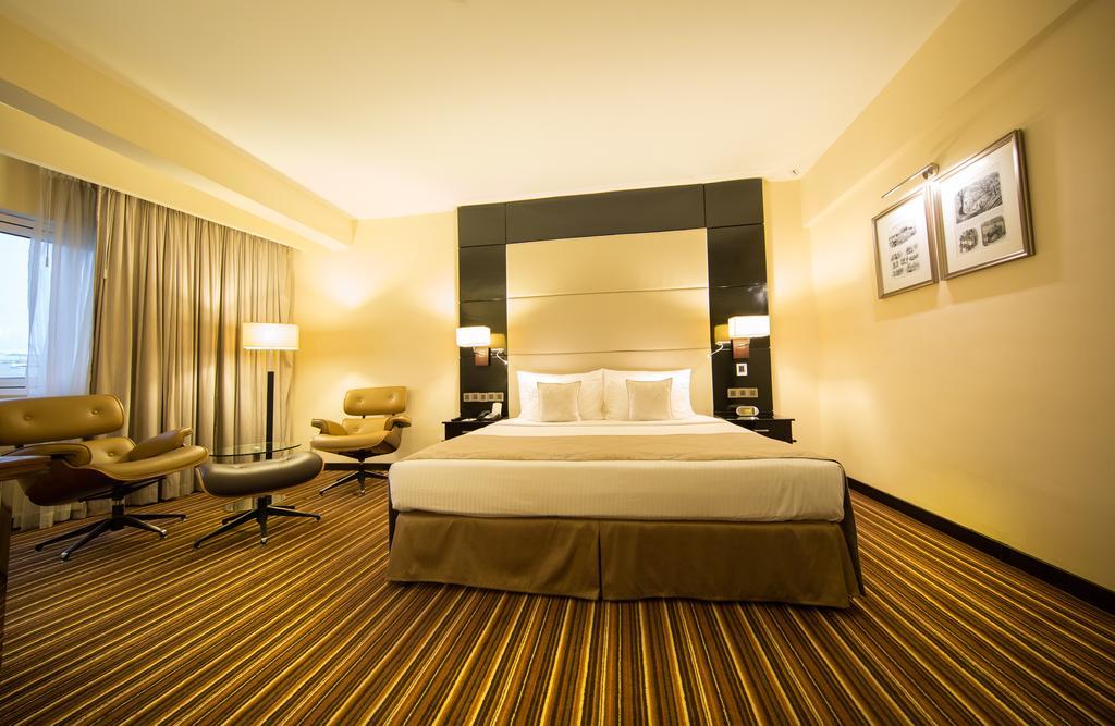Premier Suite