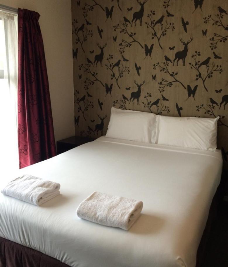 Standard Double Room with Shared Bathroom
