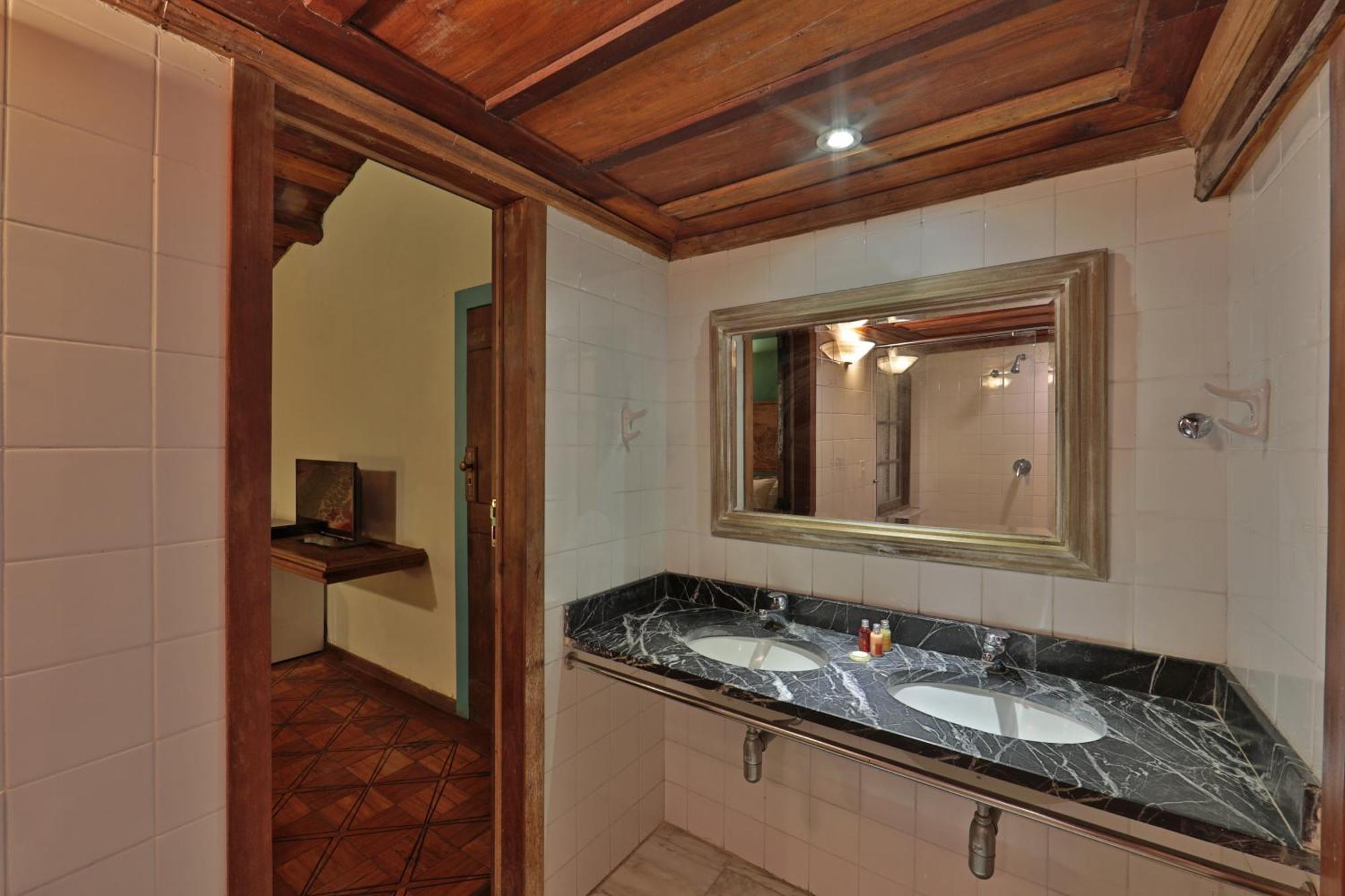 Luxury Triple Room