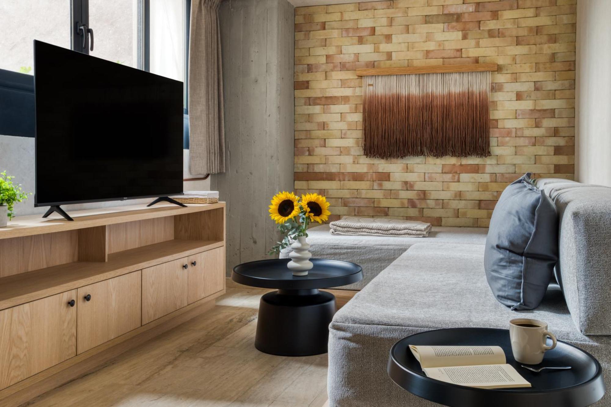 Family Two-Bedroom Apartment with View