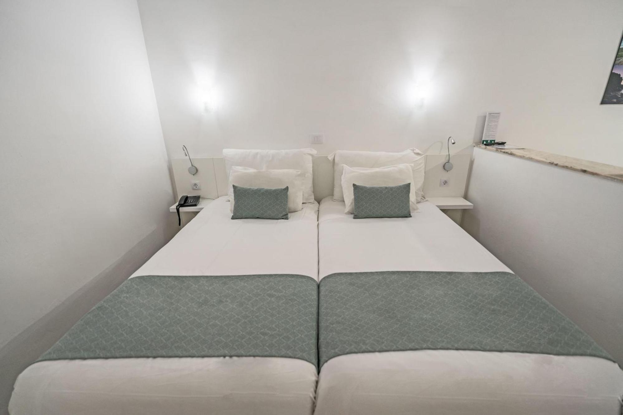 Junior Suite (2 Adults),1612956031:JPEG